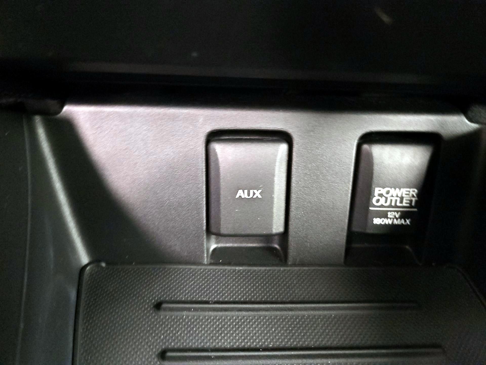 Thumbnail: 2015 Honda Civic - 17