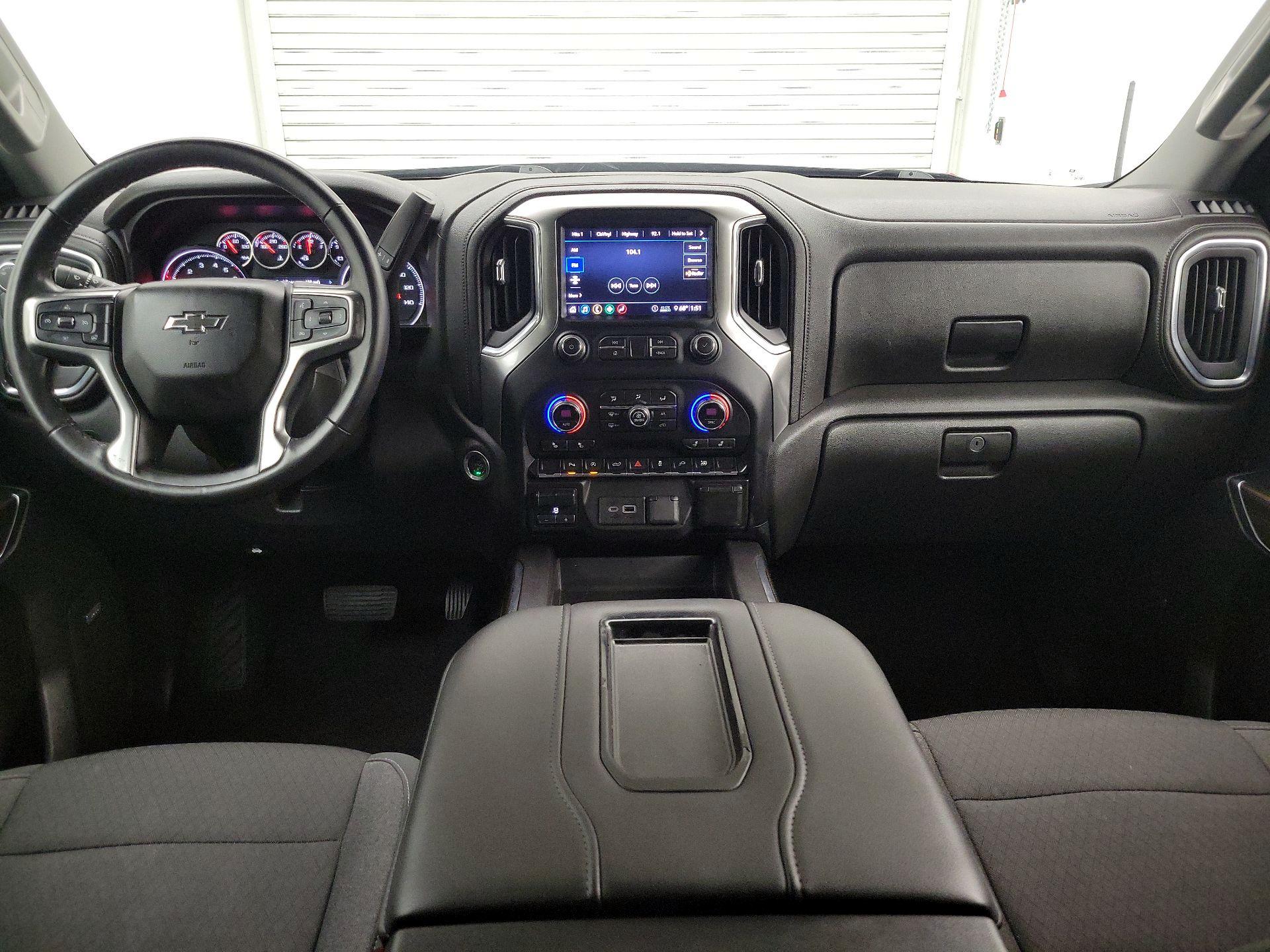 Thumbnail: 2020 Chevrolet Silverado 1500 - 9