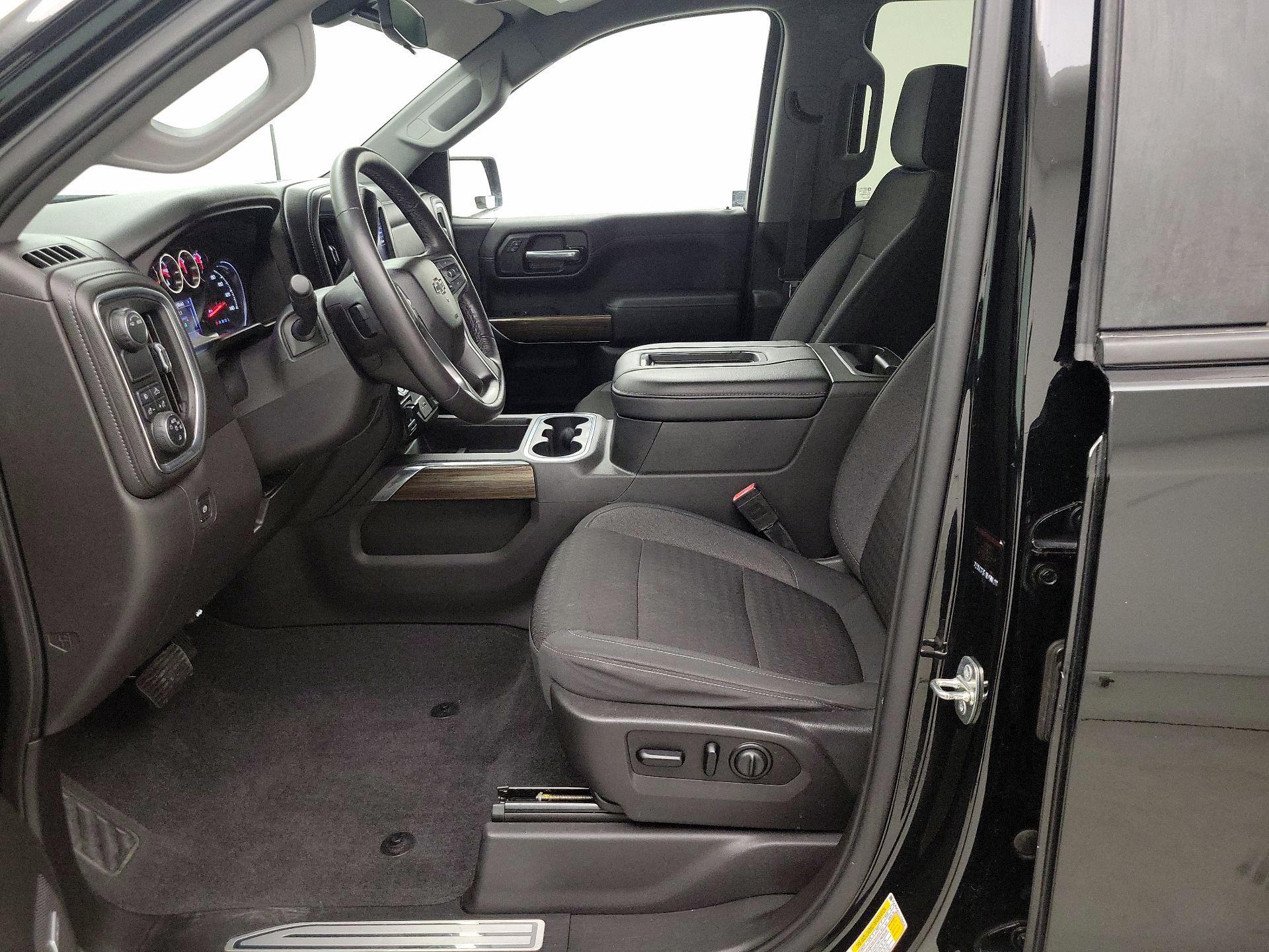 Thumbnail: 2020 Chevrolet Silverado 1500 - 11