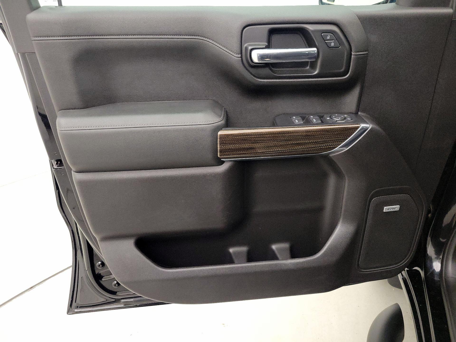 Thumbnail: 2020 Chevrolet Silverado 1500 - 12