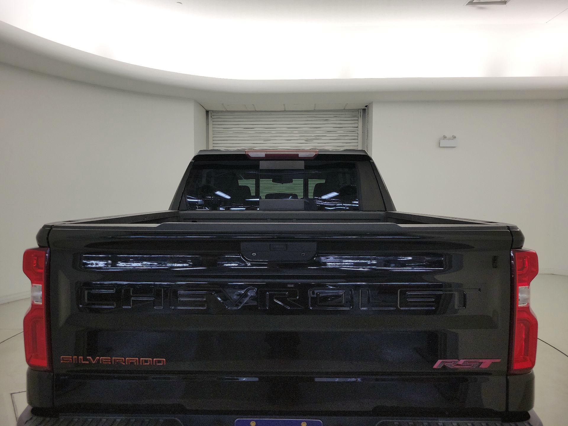 Thumbnail: 2020 Chevrolet Silverado 1500 - 20