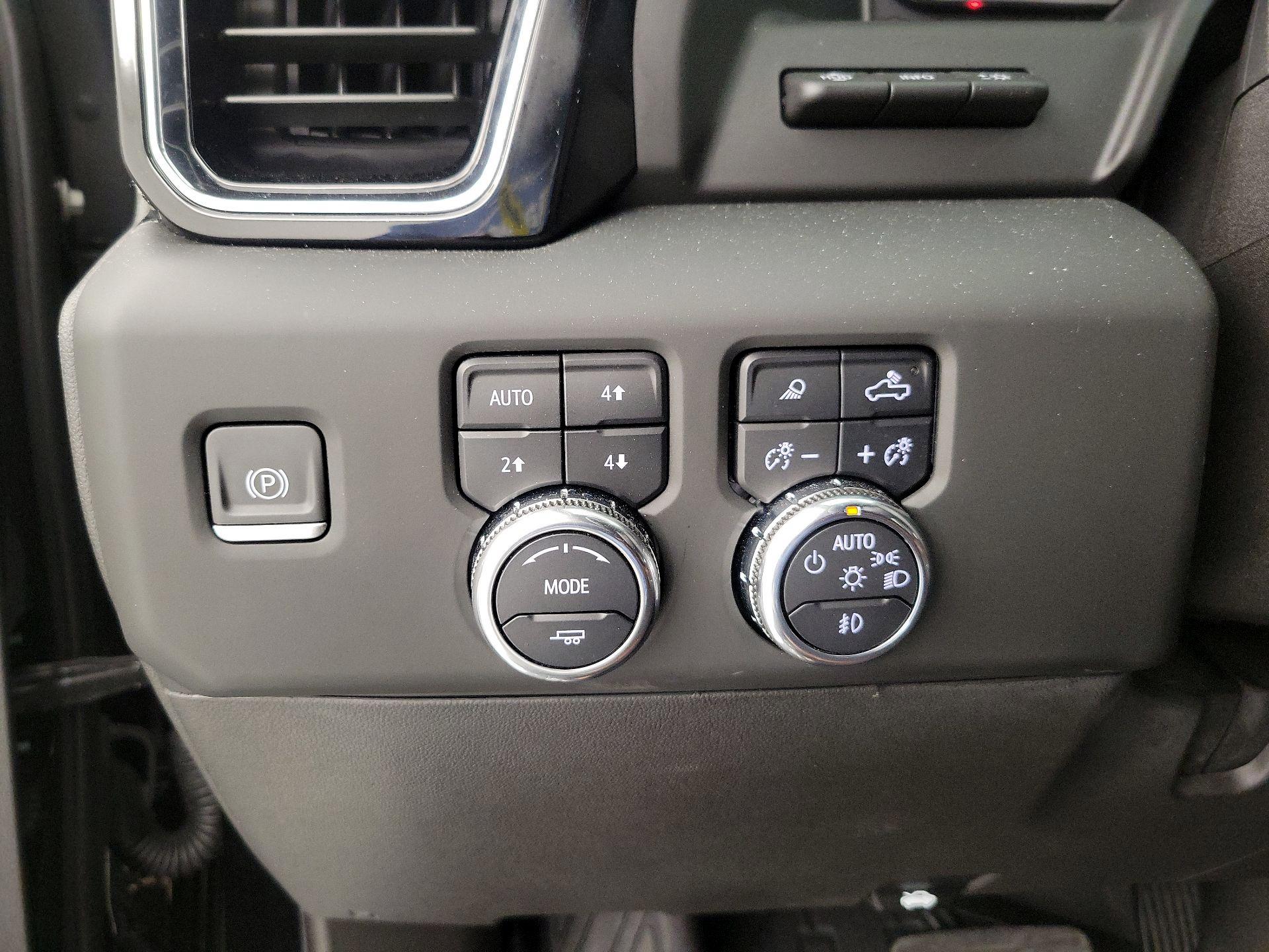 Thumbnail: 2024 GMC Sierra 3500 - 13