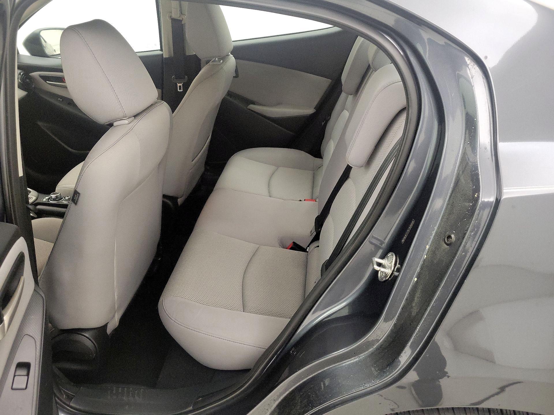 Thumbnail: 2019 Toyota Yaris - 19
