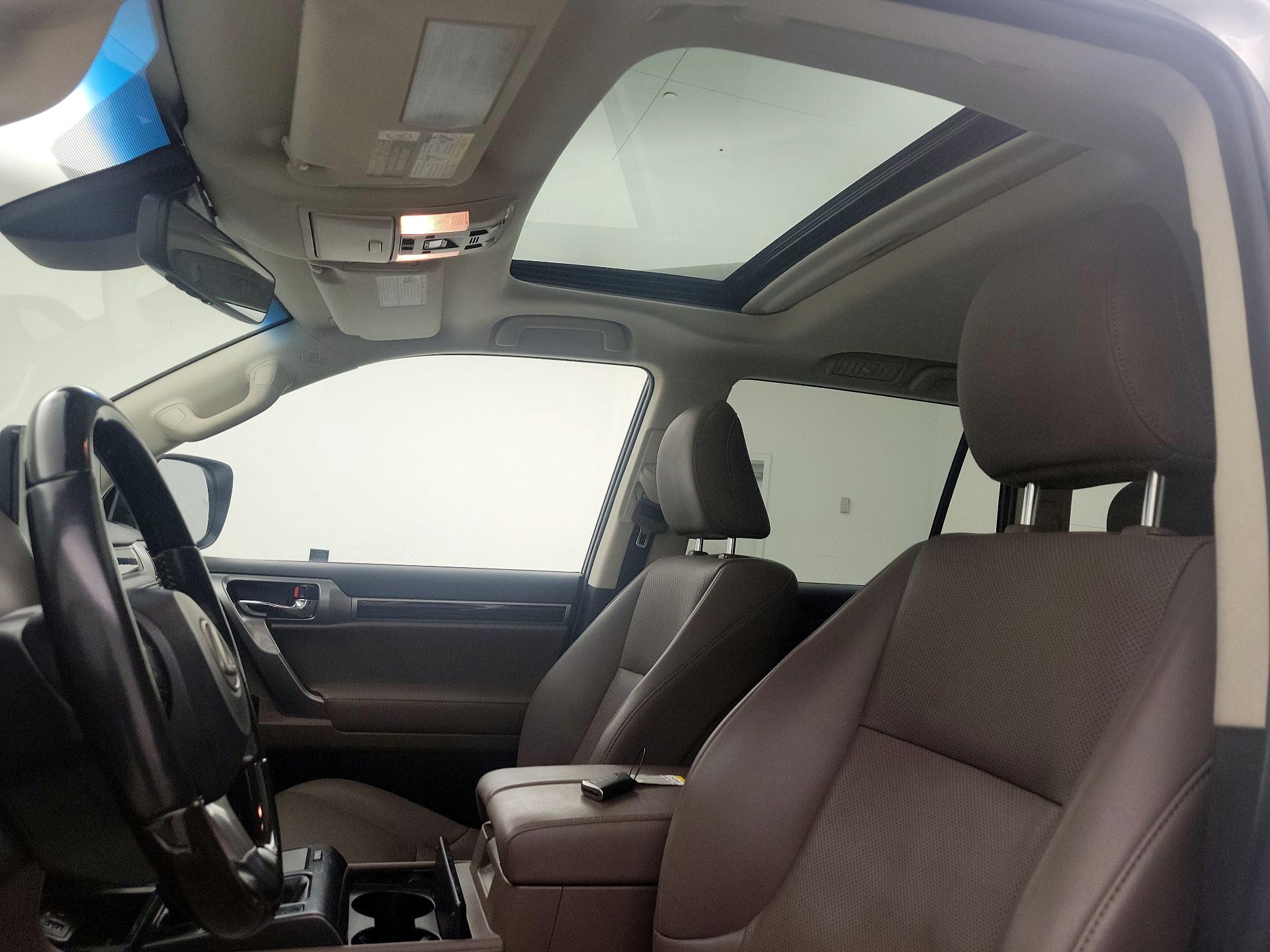 Thumbnail: 2022 Lexus GX - 20