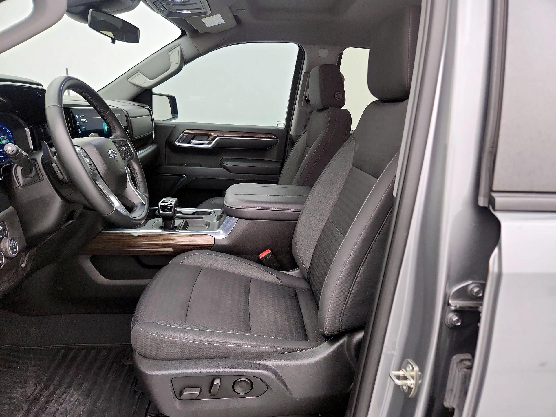 Thumbnail: 2023 Chevrolet Silverado 1500 - 11