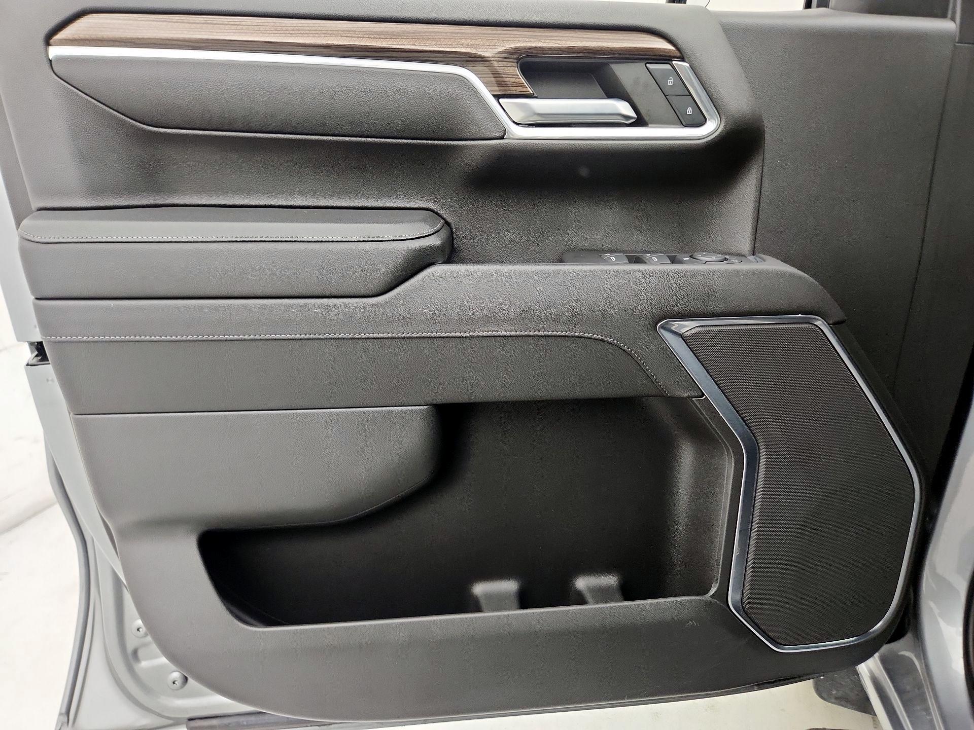 Thumbnail: 2023 Chevrolet Silverado 1500 - 12