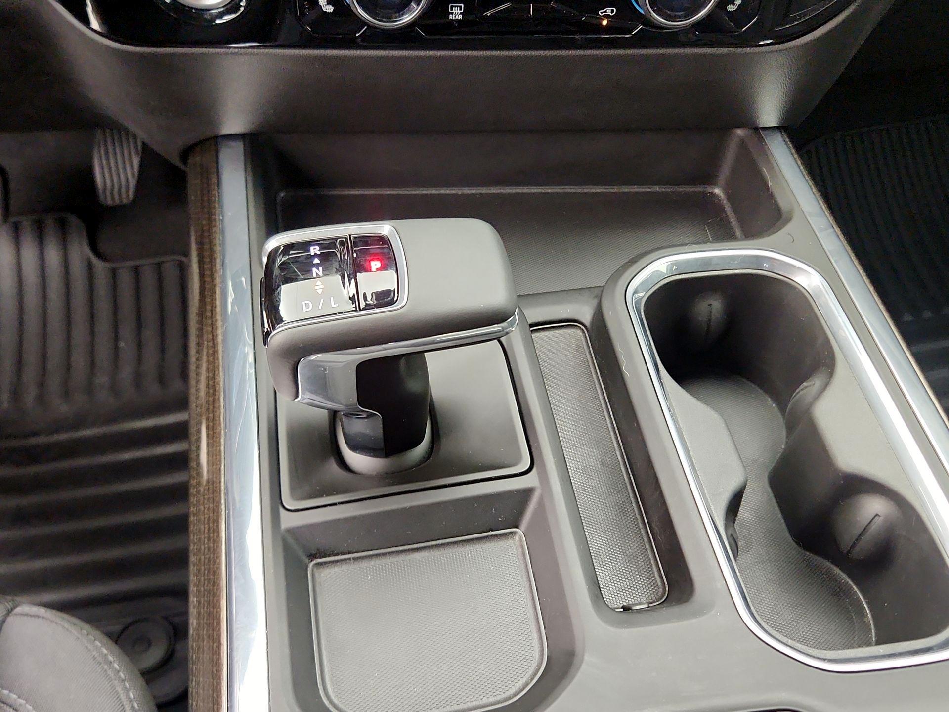 Thumbnail: 2023 Chevrolet Silverado 1500 - 17