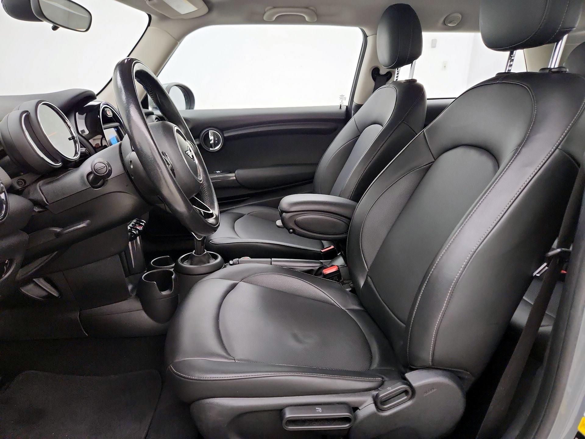 Thumbnail: 2021 MINI Cooper Hardtop - 11