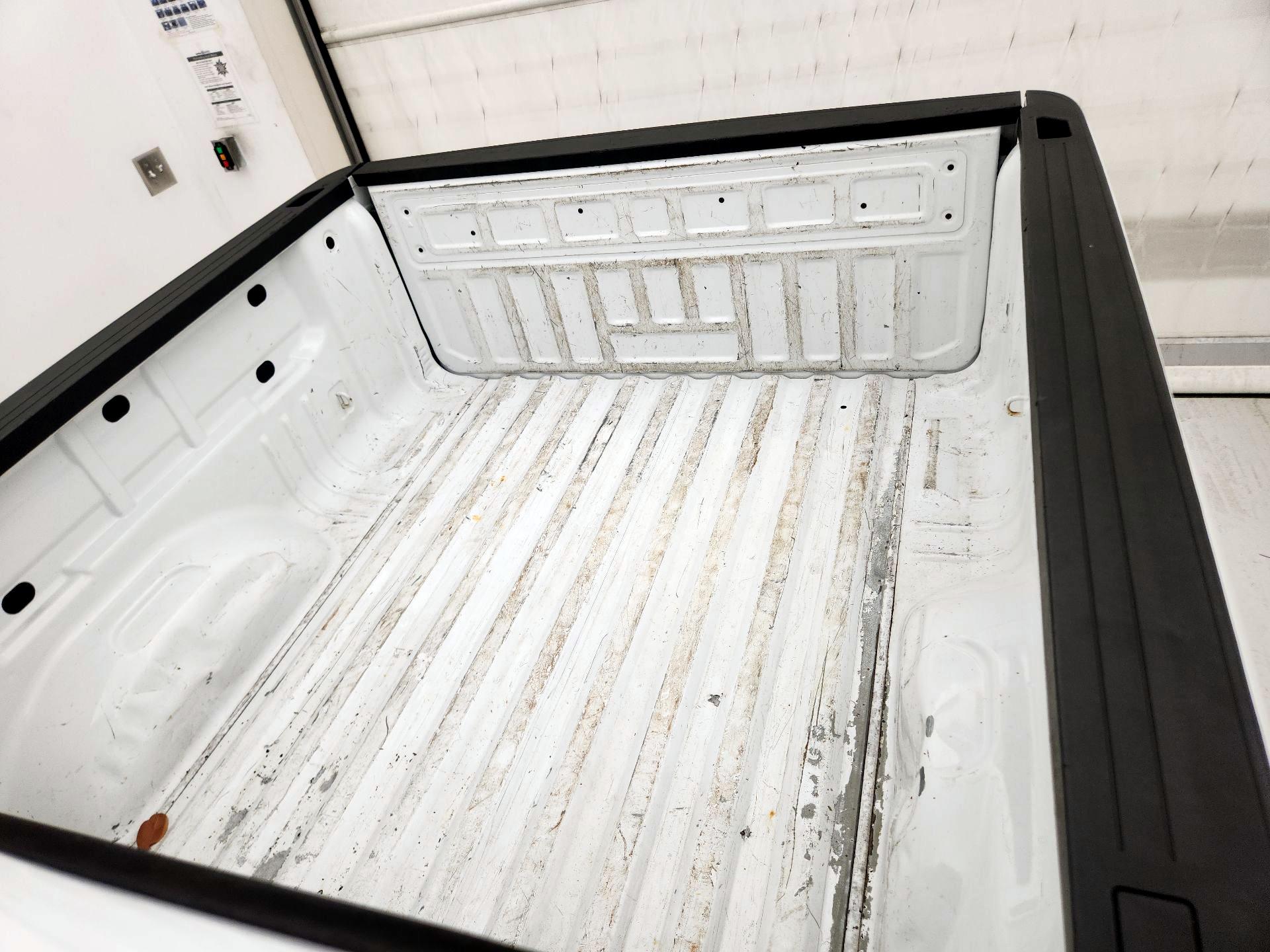 Thumbnail: 2018 GMC Canyon - 20