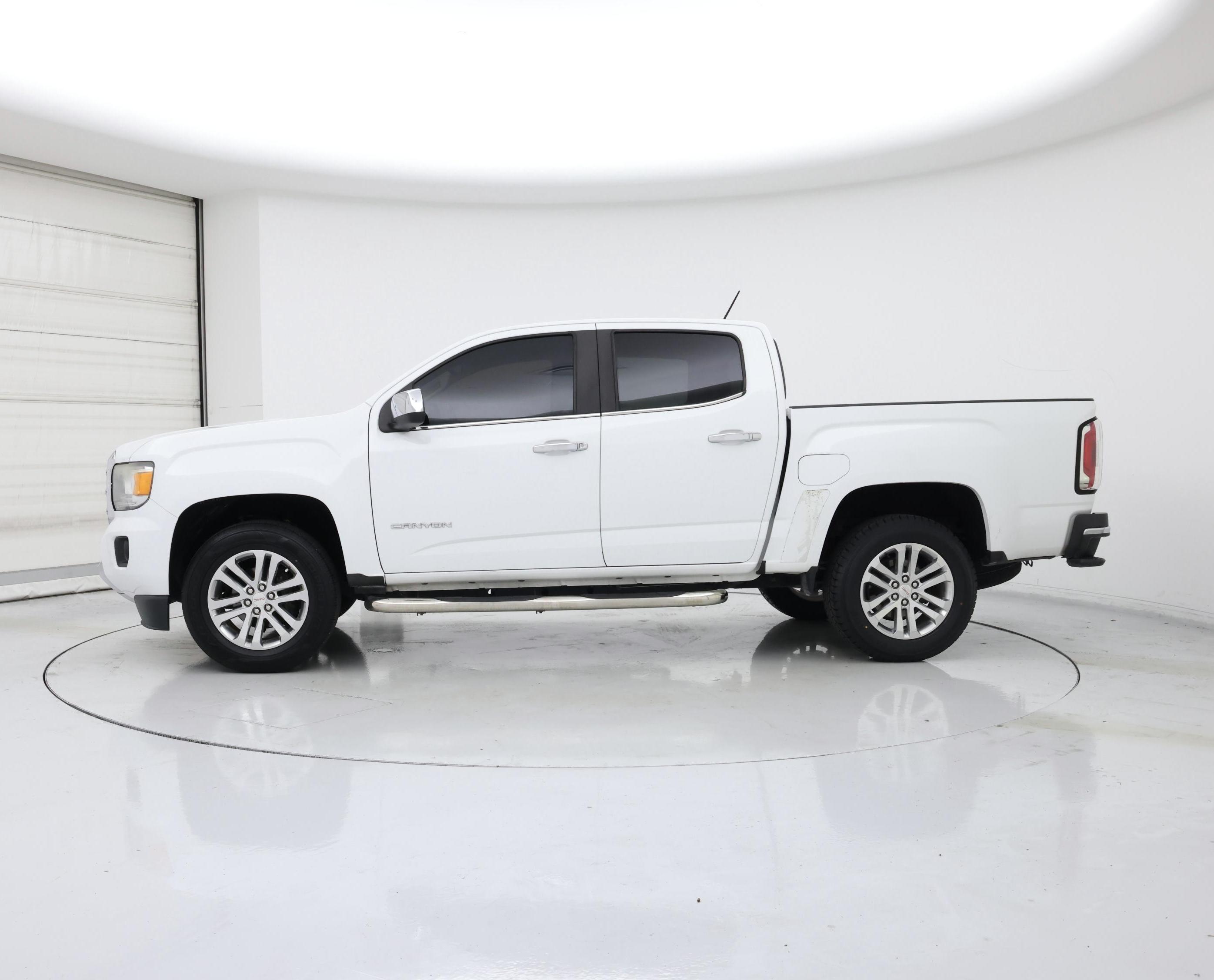 Thumbnail: 2018 GMC Canyon - 3