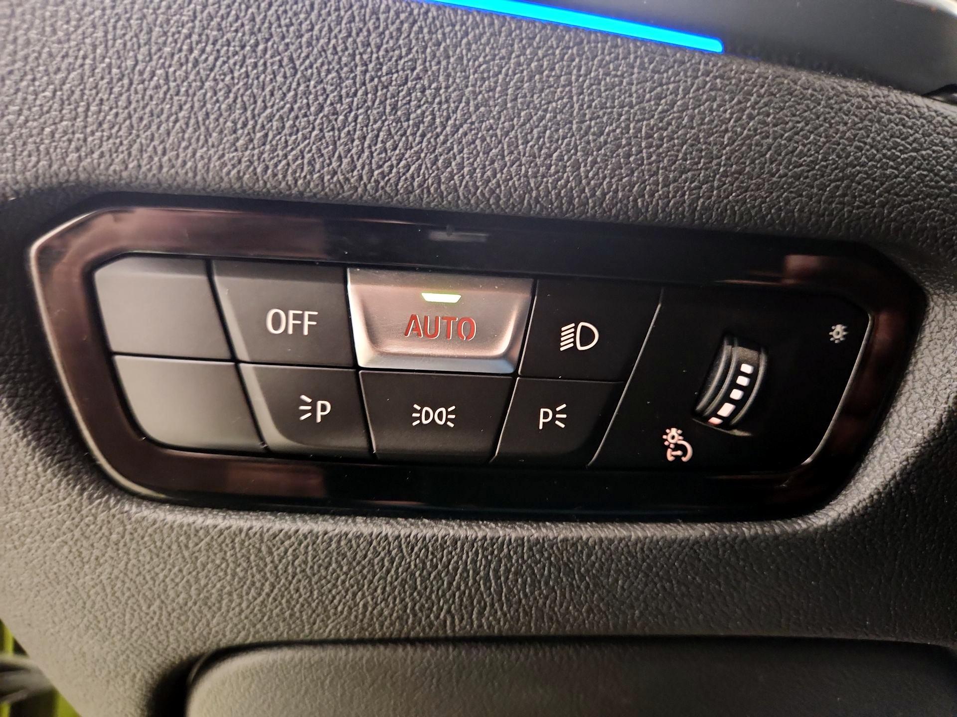 Thumbnail: 2022 BMW M3 - 13