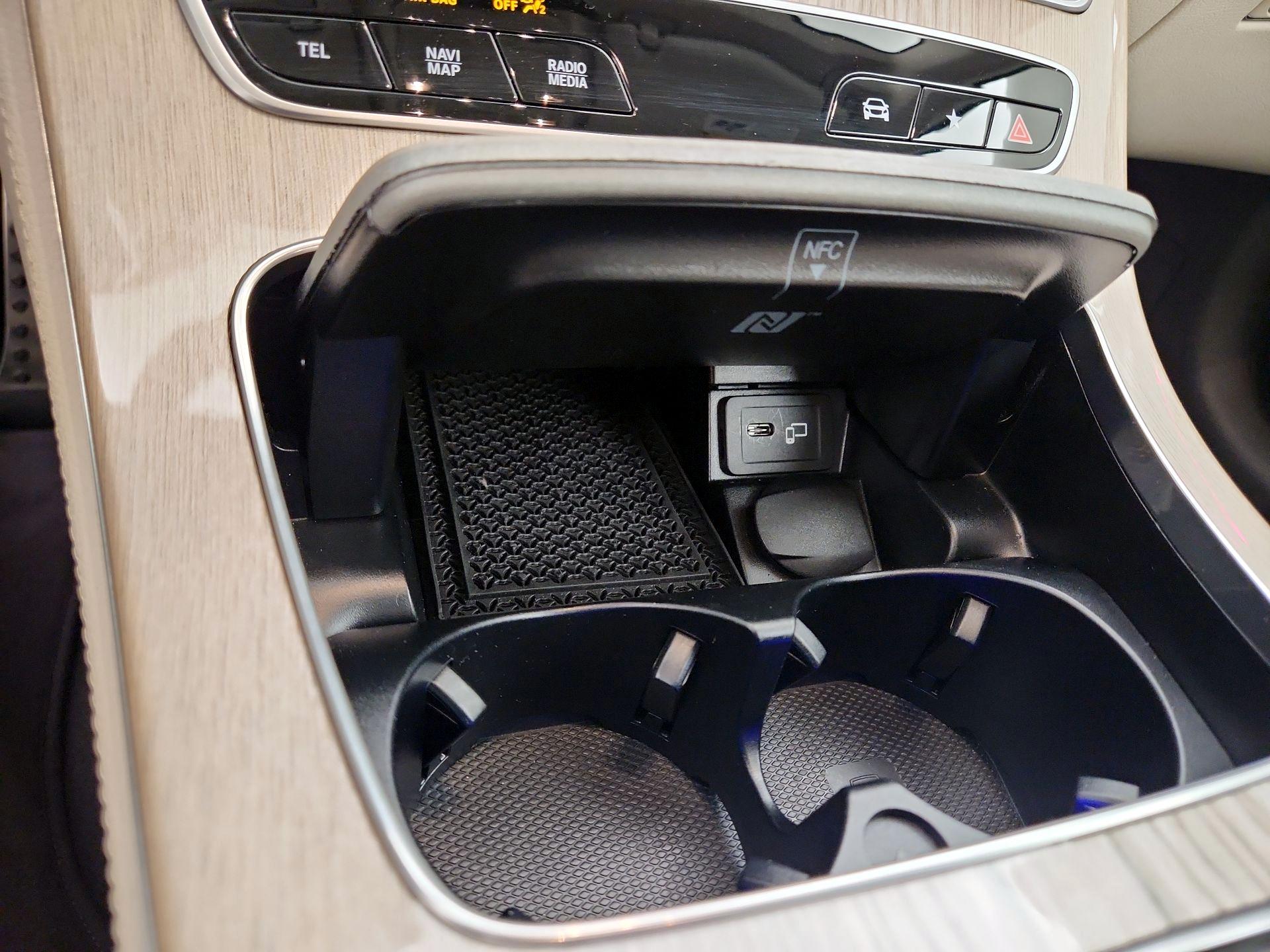 Thumbnail: 2023 Mercedes-Benz E-Class - 18