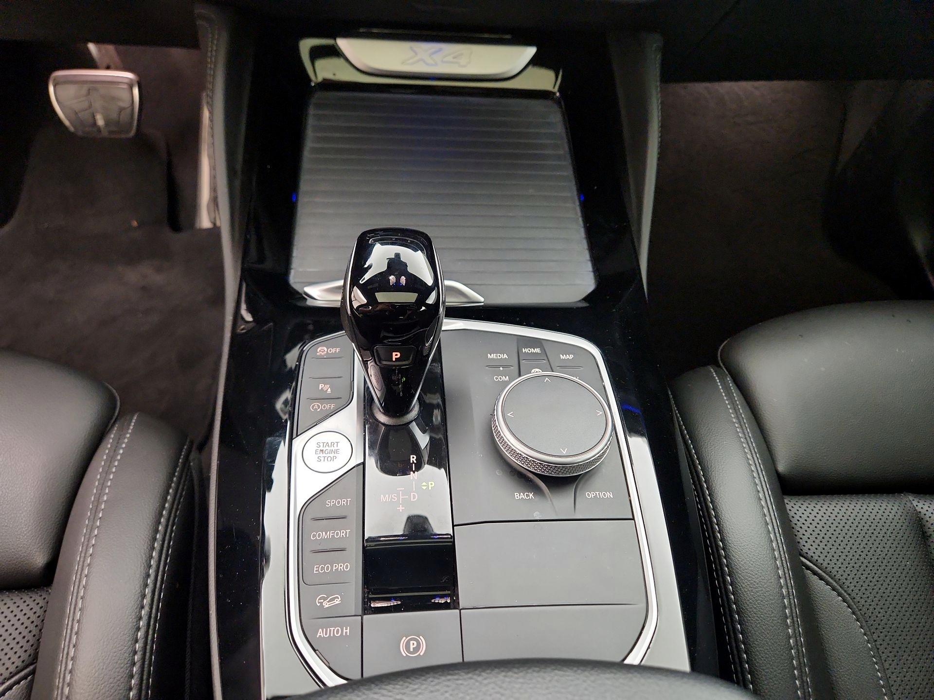 Thumbnail: 2022 BMW X4 - 18