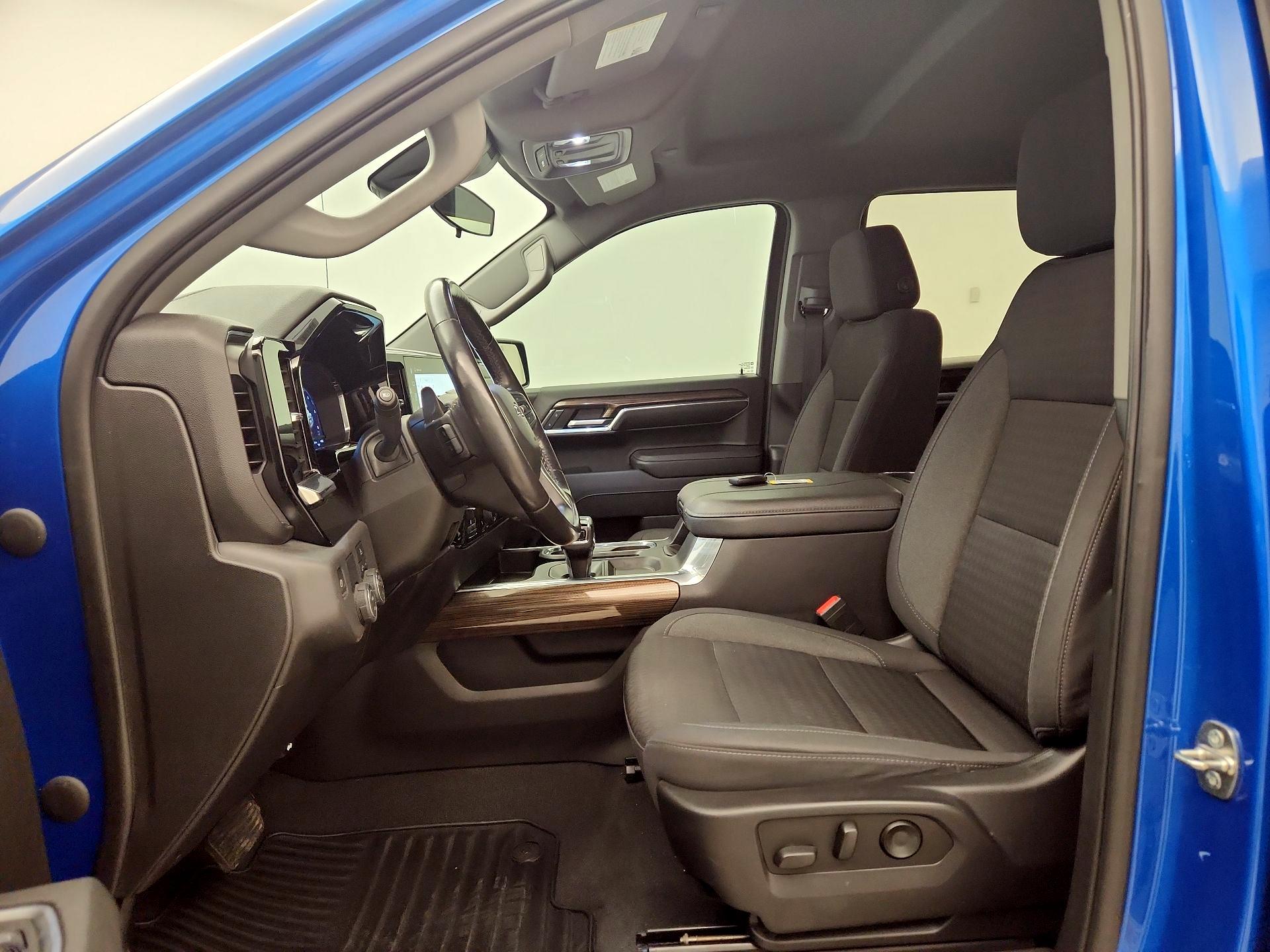 Thumbnail: 2023 Chevrolet Silverado 1500 - 11