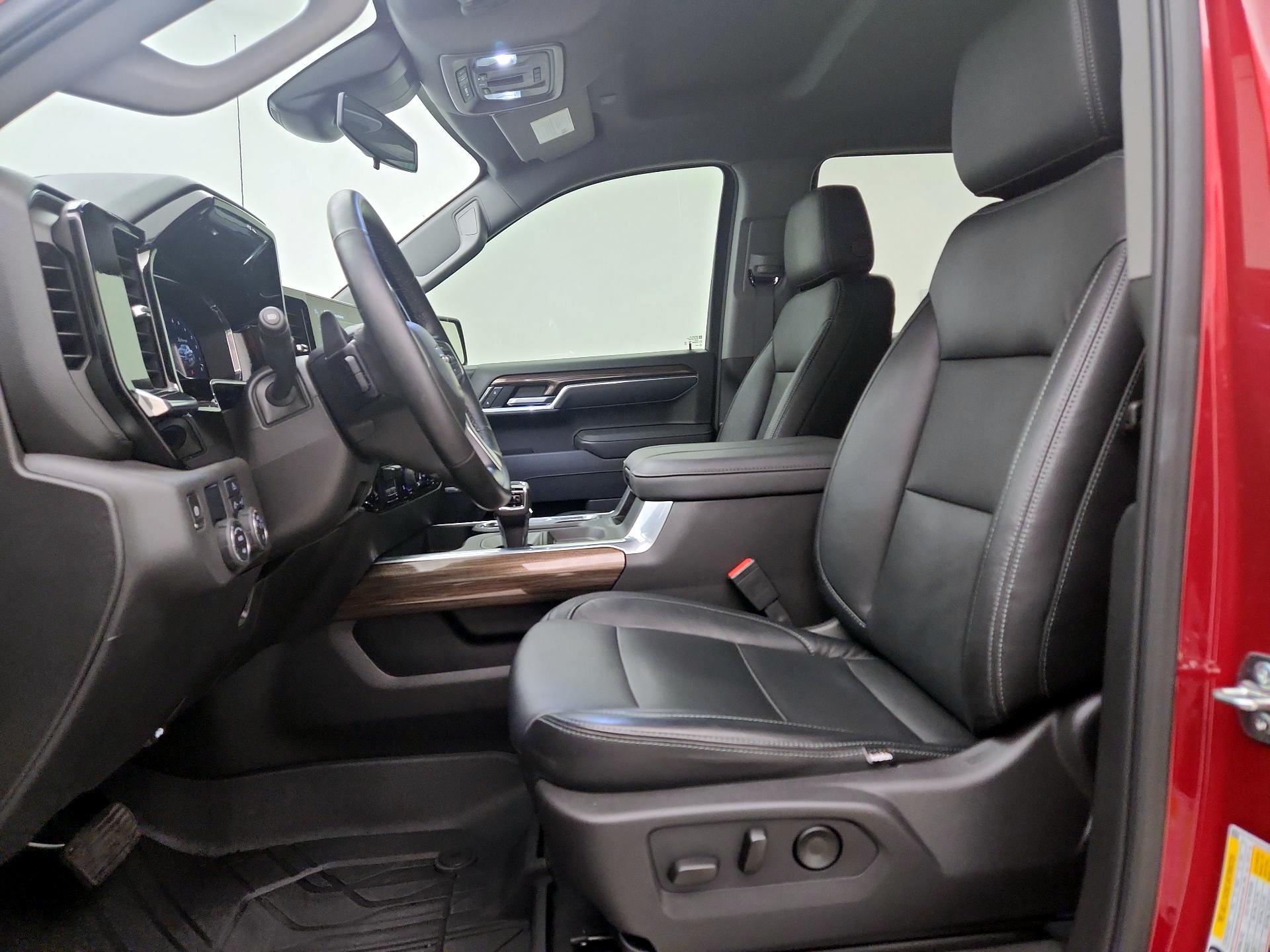 Thumbnail: 2025 Chevrolet Silverado 1500 - 11