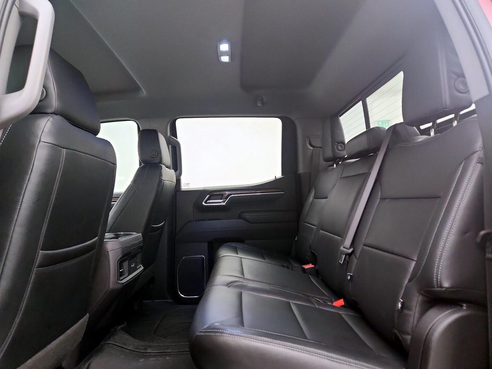 Thumbnail: 2025 Chevrolet Silverado 1500 - 18