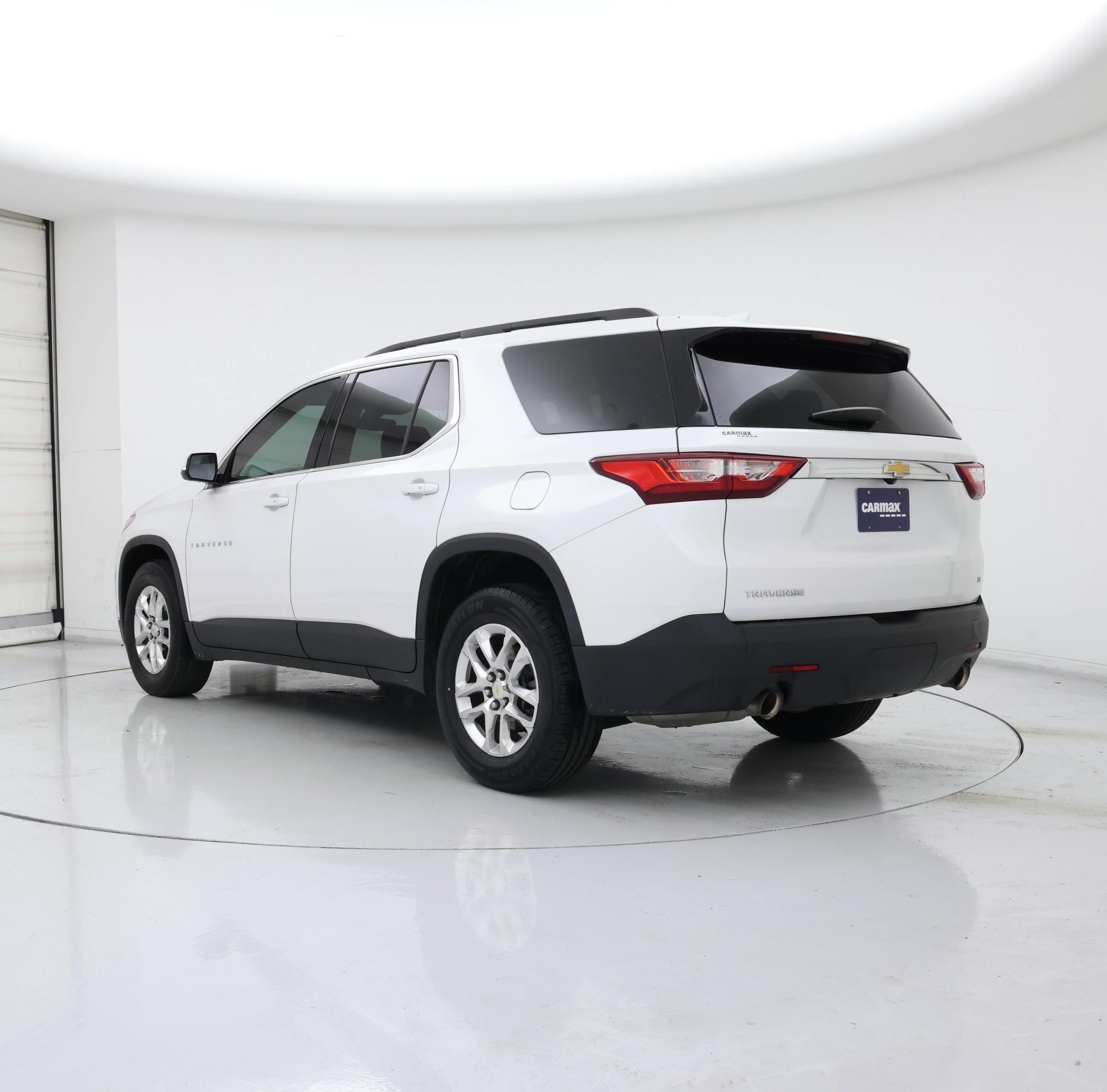 Thumbnail: 2020 Chevrolet Traverse - 2