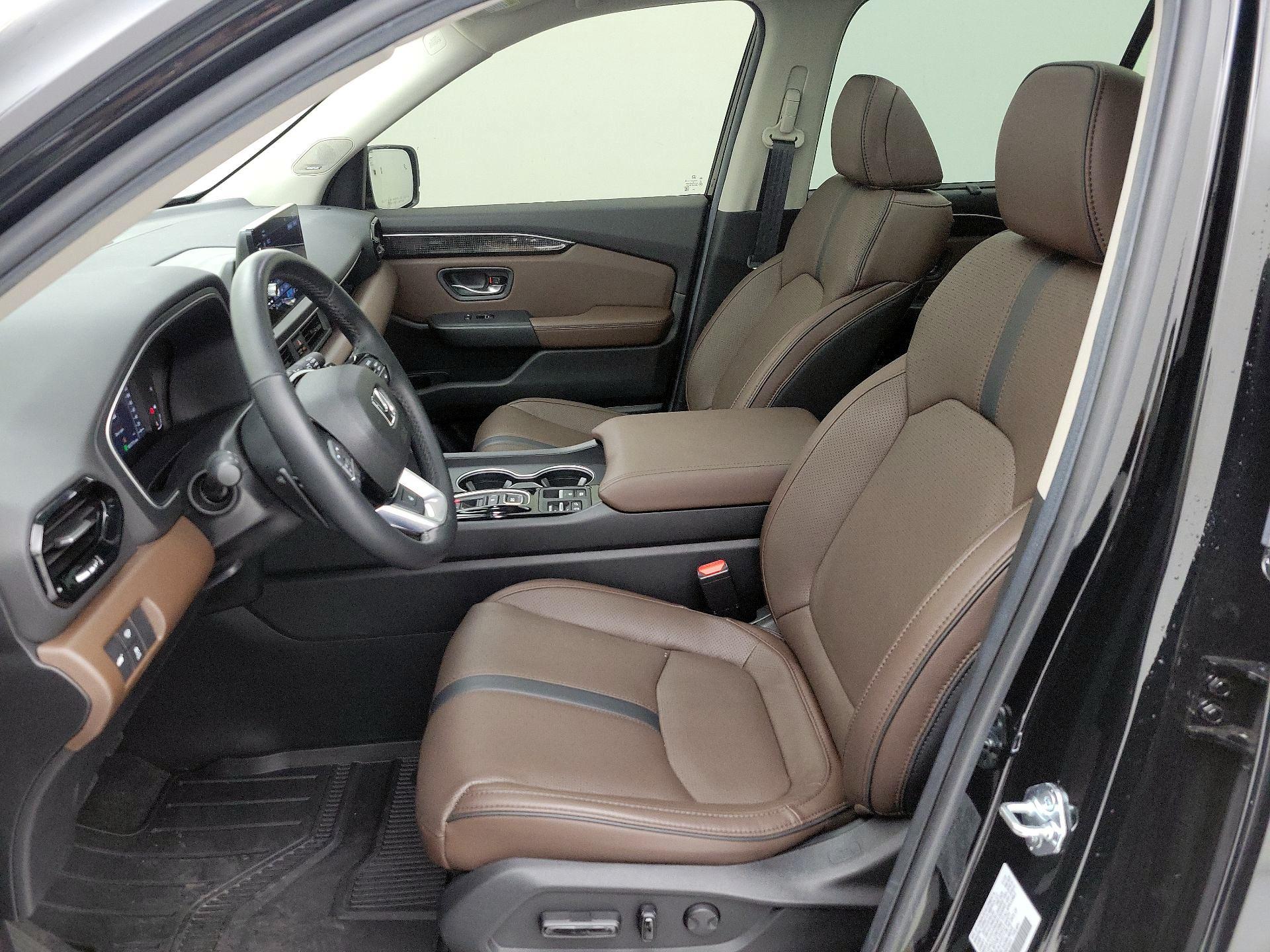 Thumbnail: 2025 Honda Pilot - 11