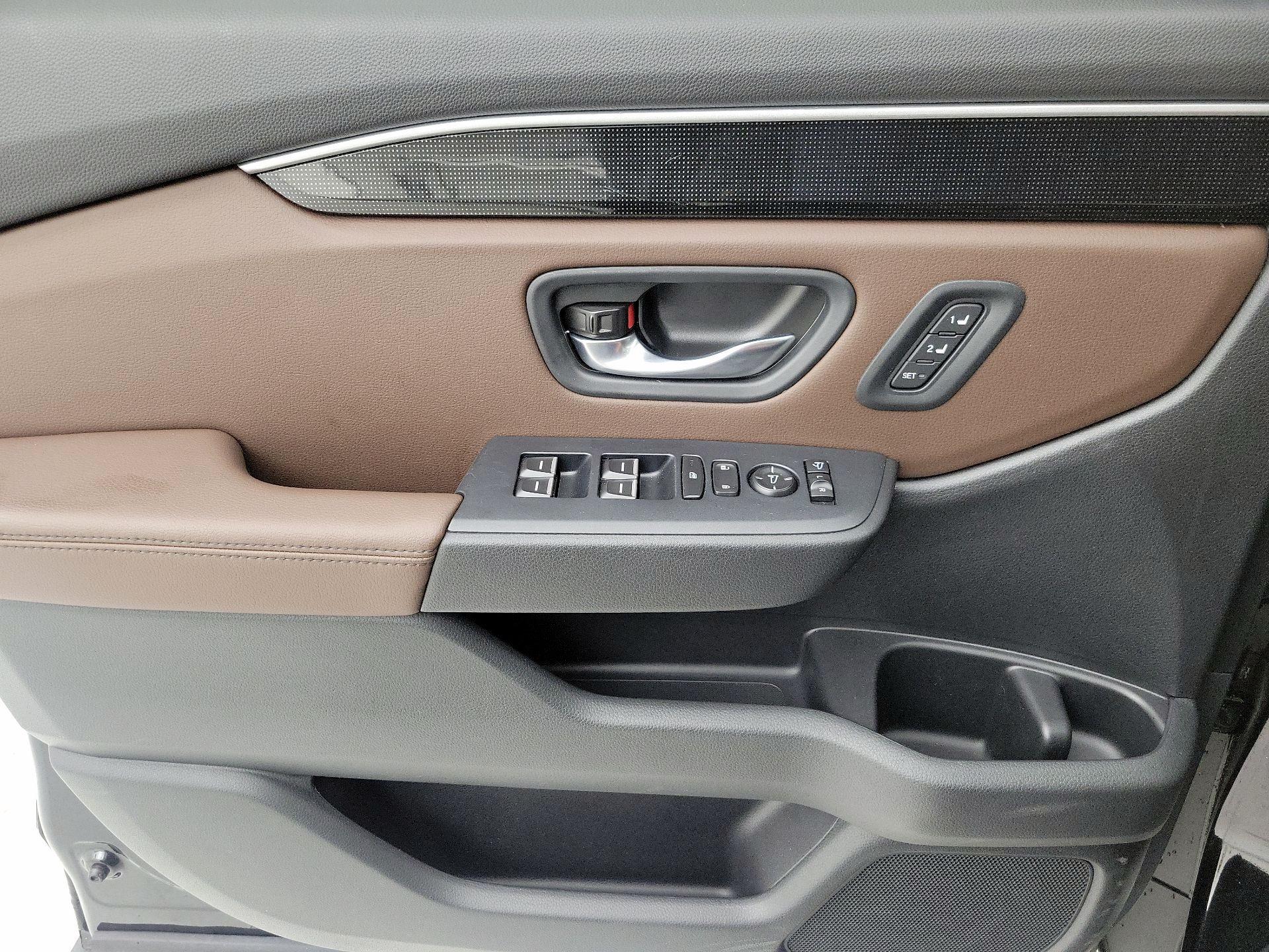 Thumbnail: 2025 Honda Pilot - 12