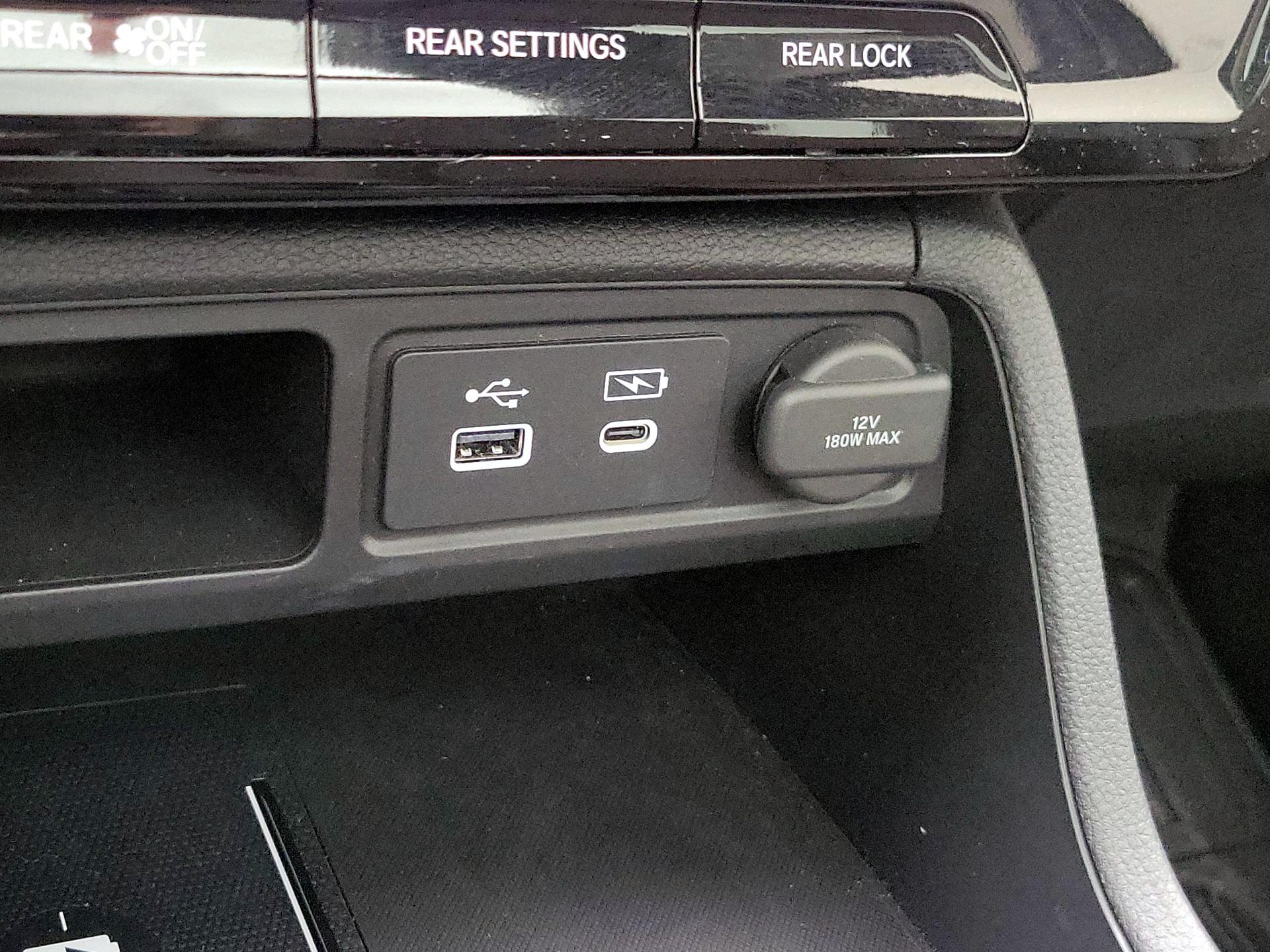 Thumbnail: 2025 Honda Pilot - 19