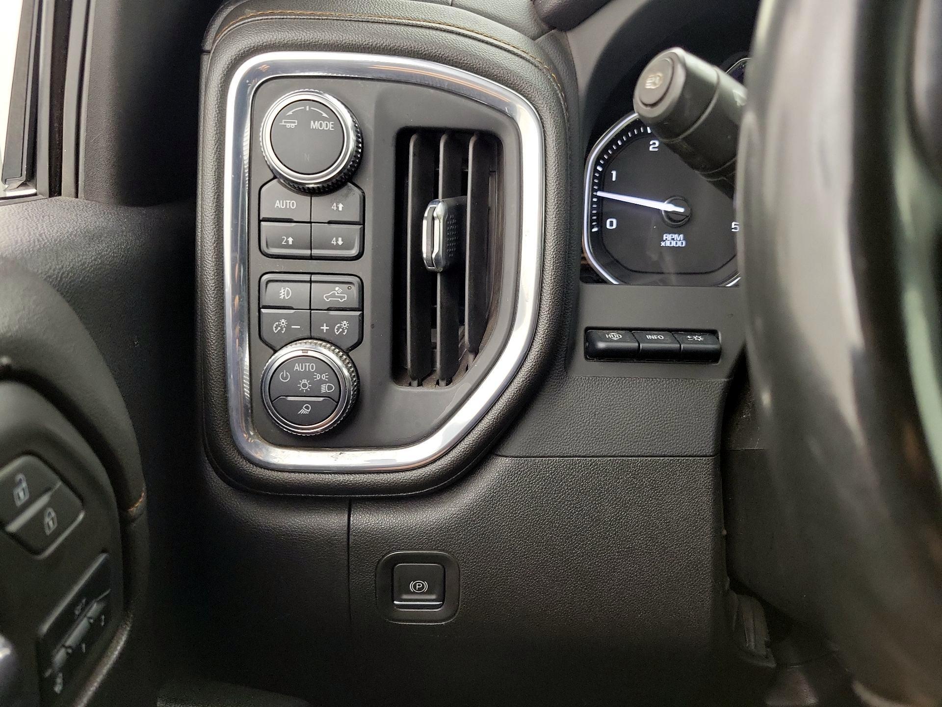 Thumbnail: 2023 GMC Sierra 3500 - 13