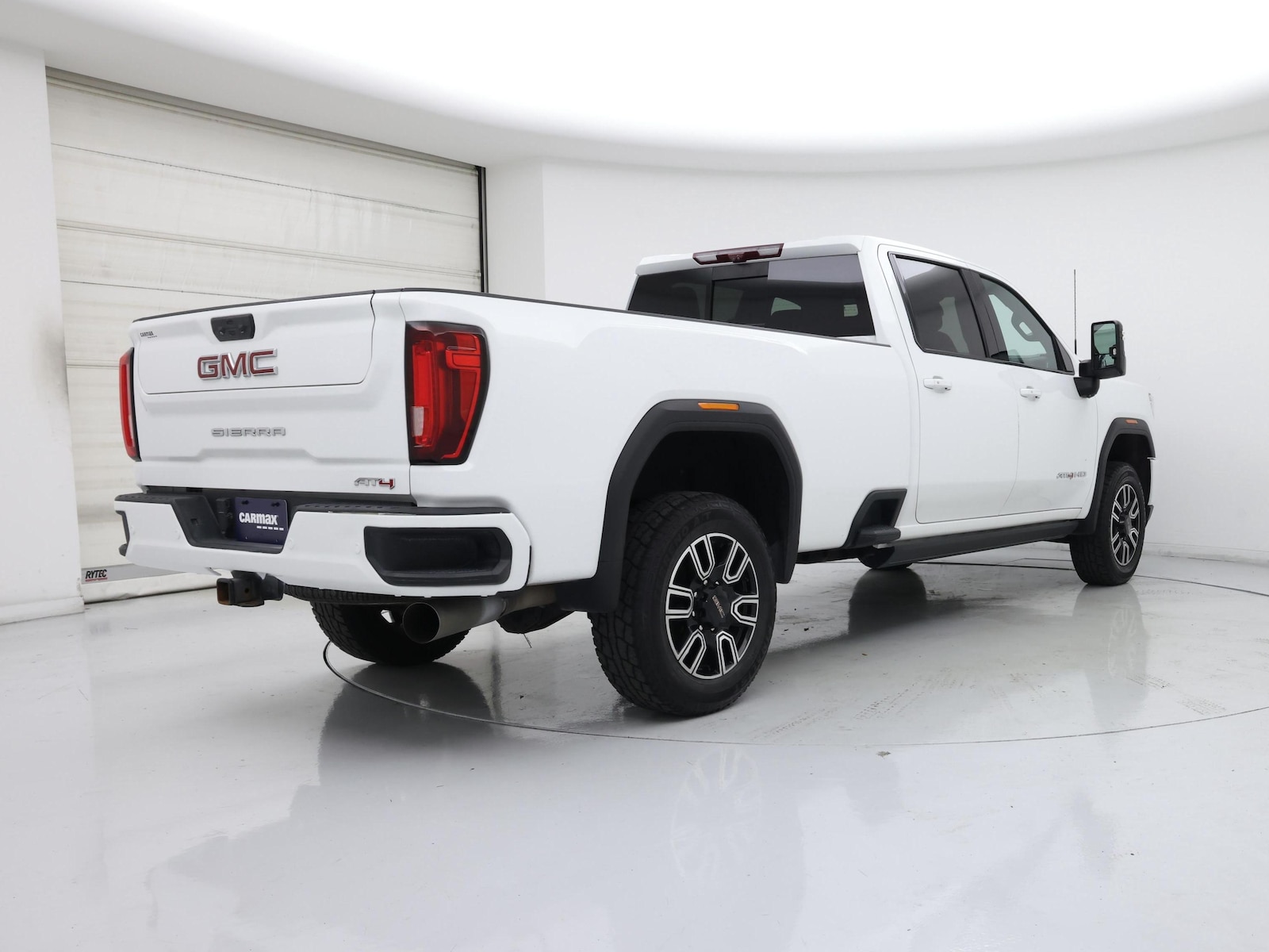 2023 GMC Sierra 3500HD AT4 - Photo 9