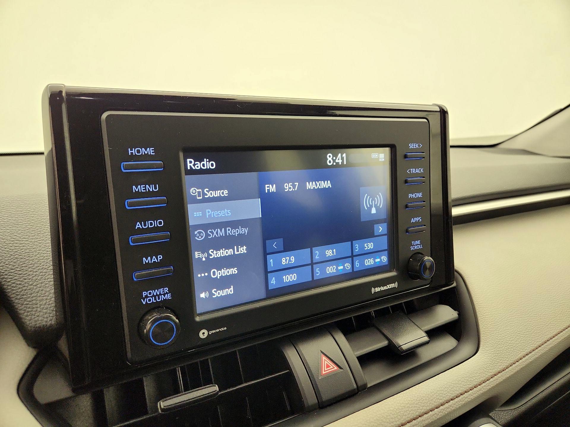 Thumbnail: 2022 Toyota RAV4 - 15