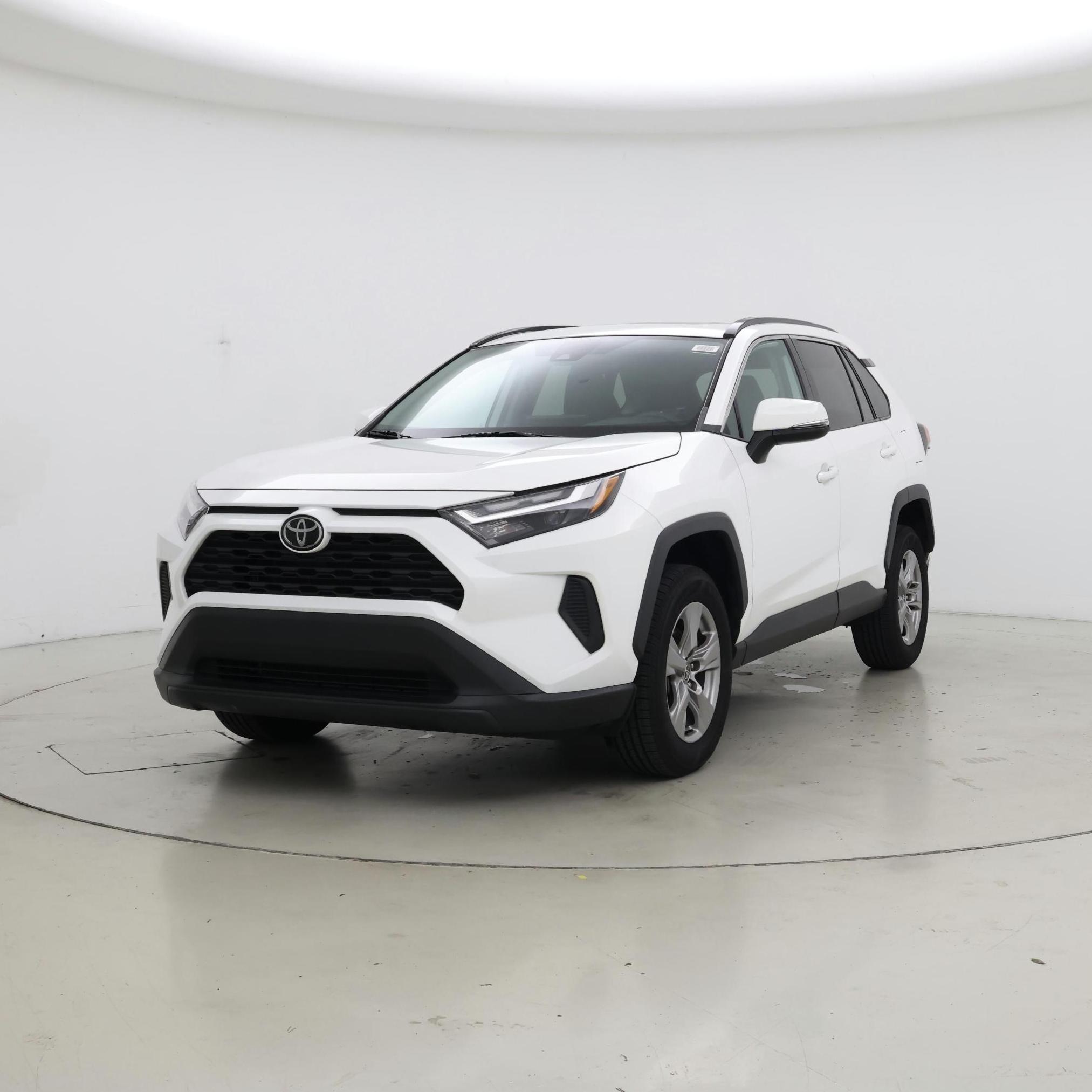 Thumbnail: 2022 Toyota RAV4 - 4