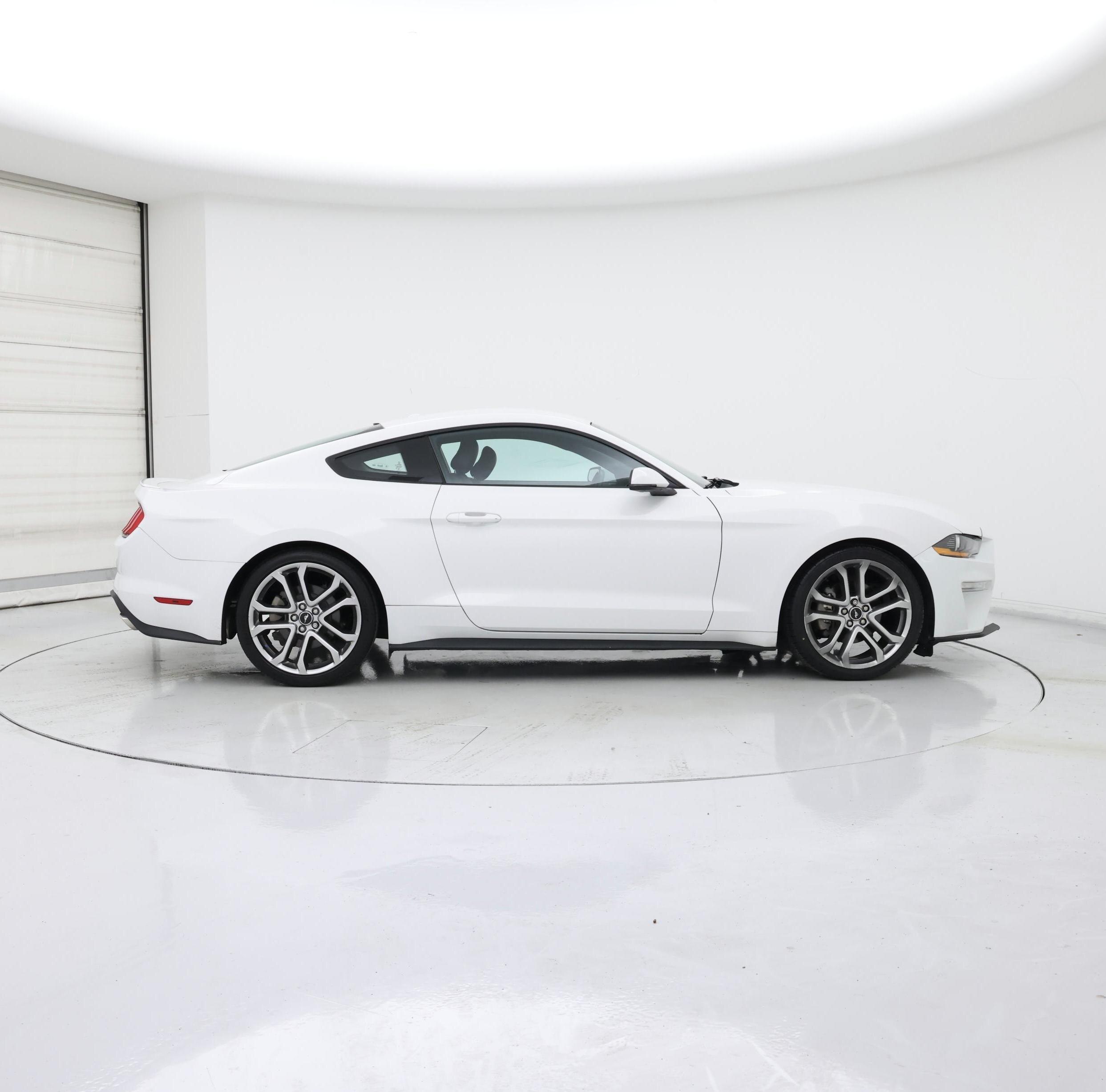 Thumbnail: 2018 Ford Mustang - 7