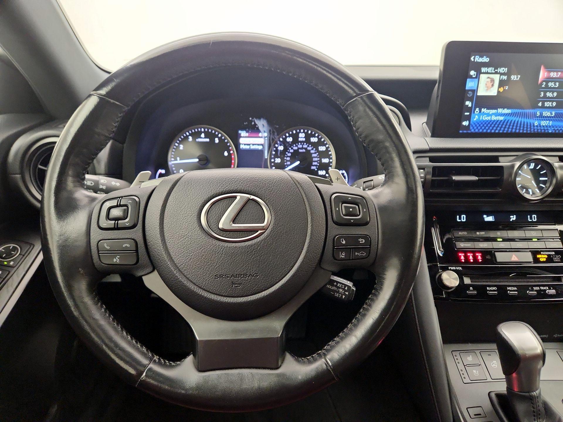 Thumbnail: 2023 Lexus IS - 10