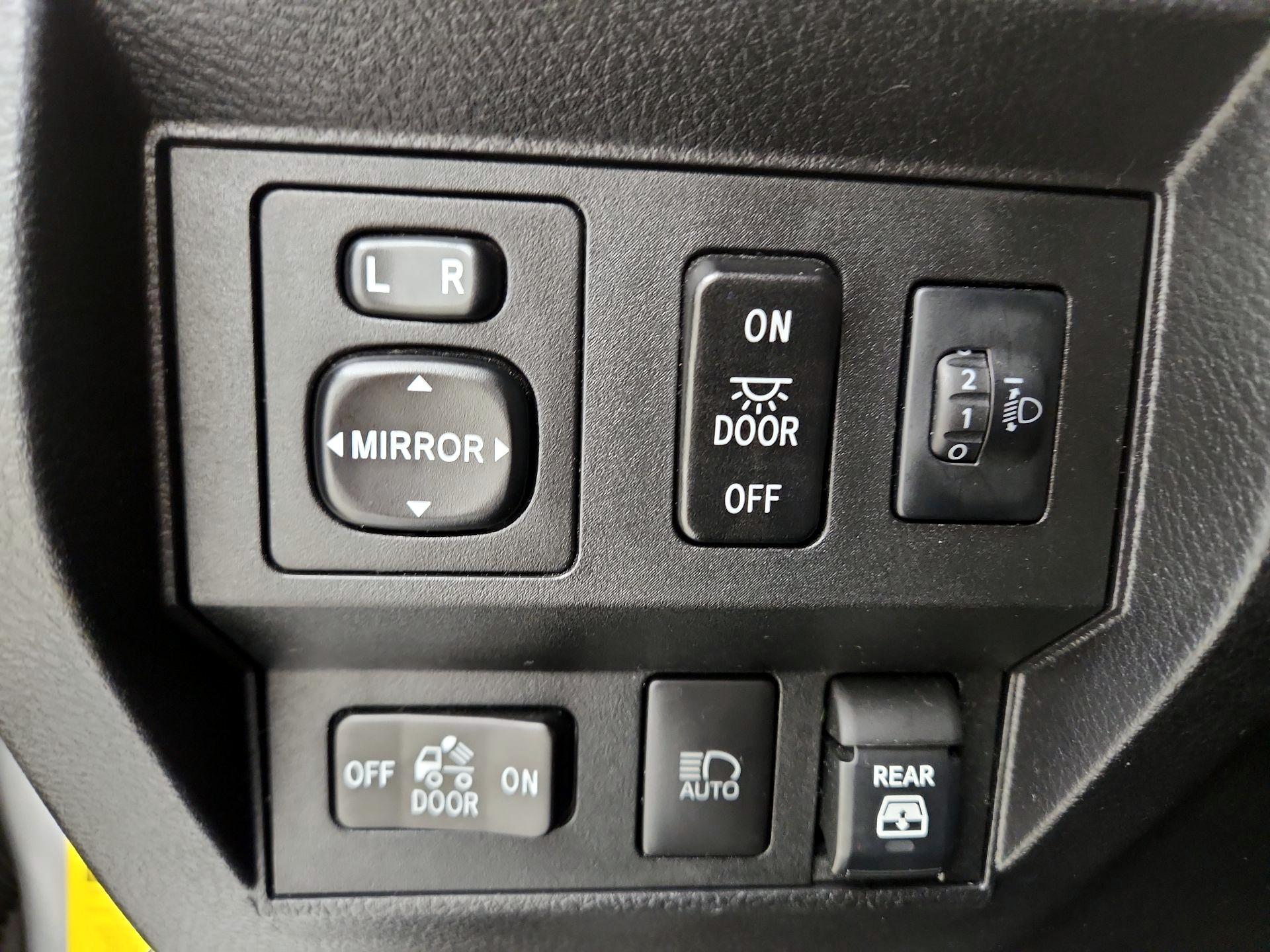 Thumbnail: 2021 Toyota Tundra - 13