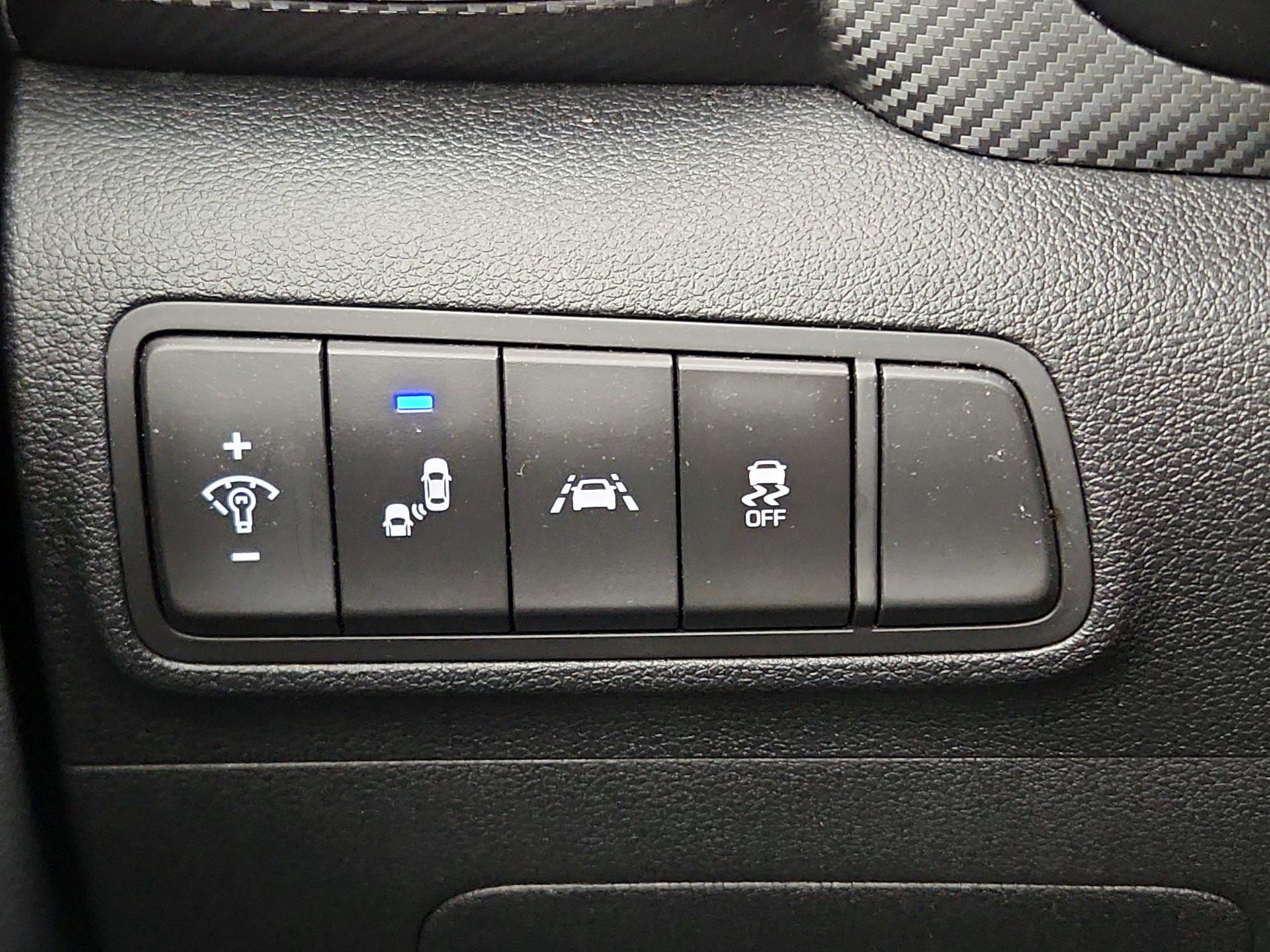 Thumbnail: 2020 Hyundai Tucson - 13