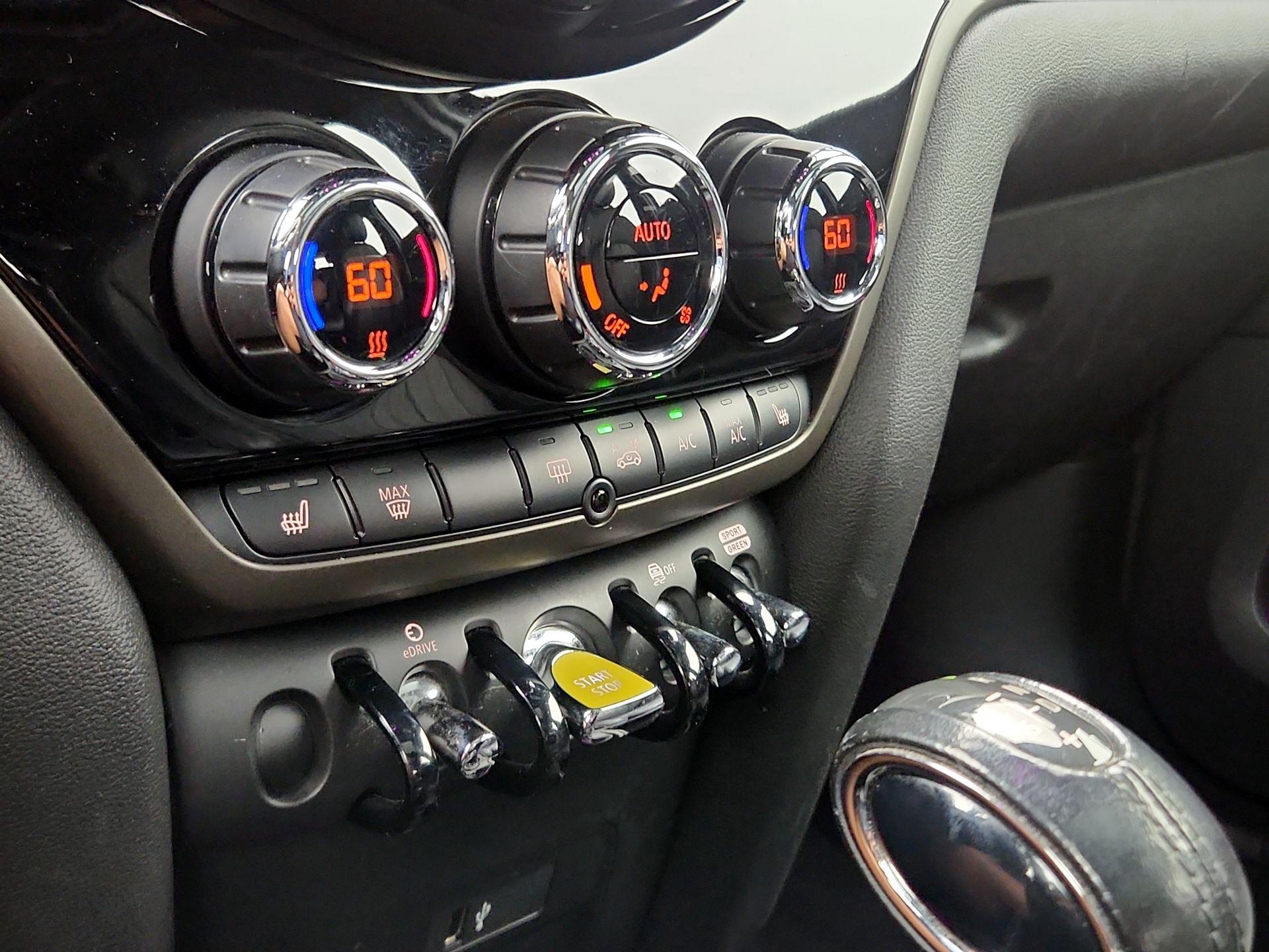 Thumbnail: 2019 MINI Cooper Countryman - 17