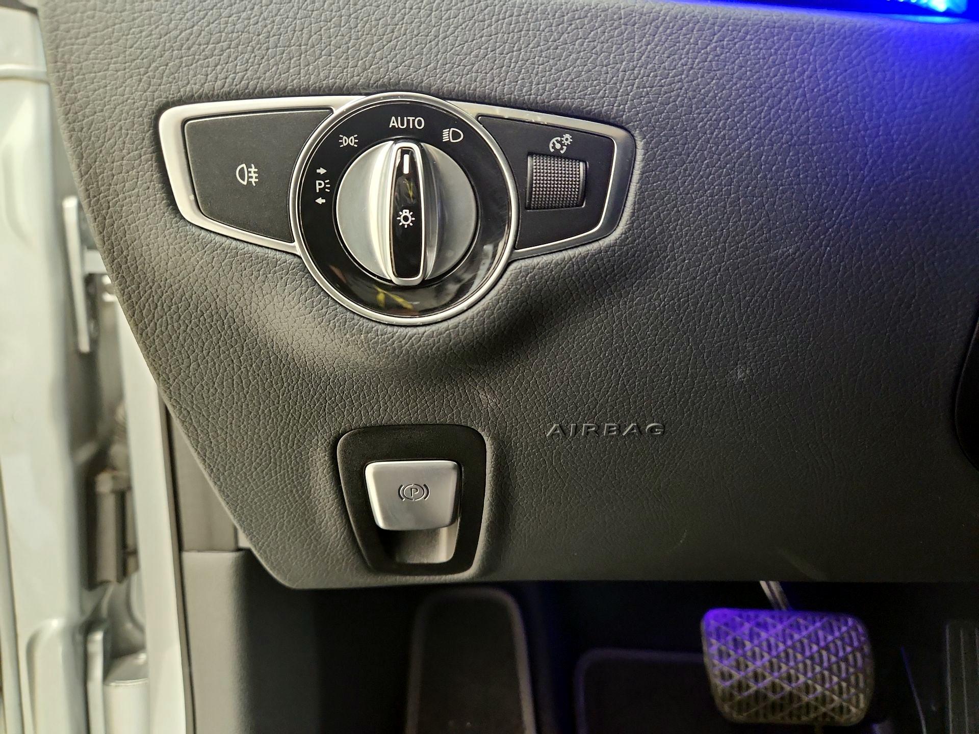 Thumbnail: 2021 Mercedes-Benz E-Class - 13