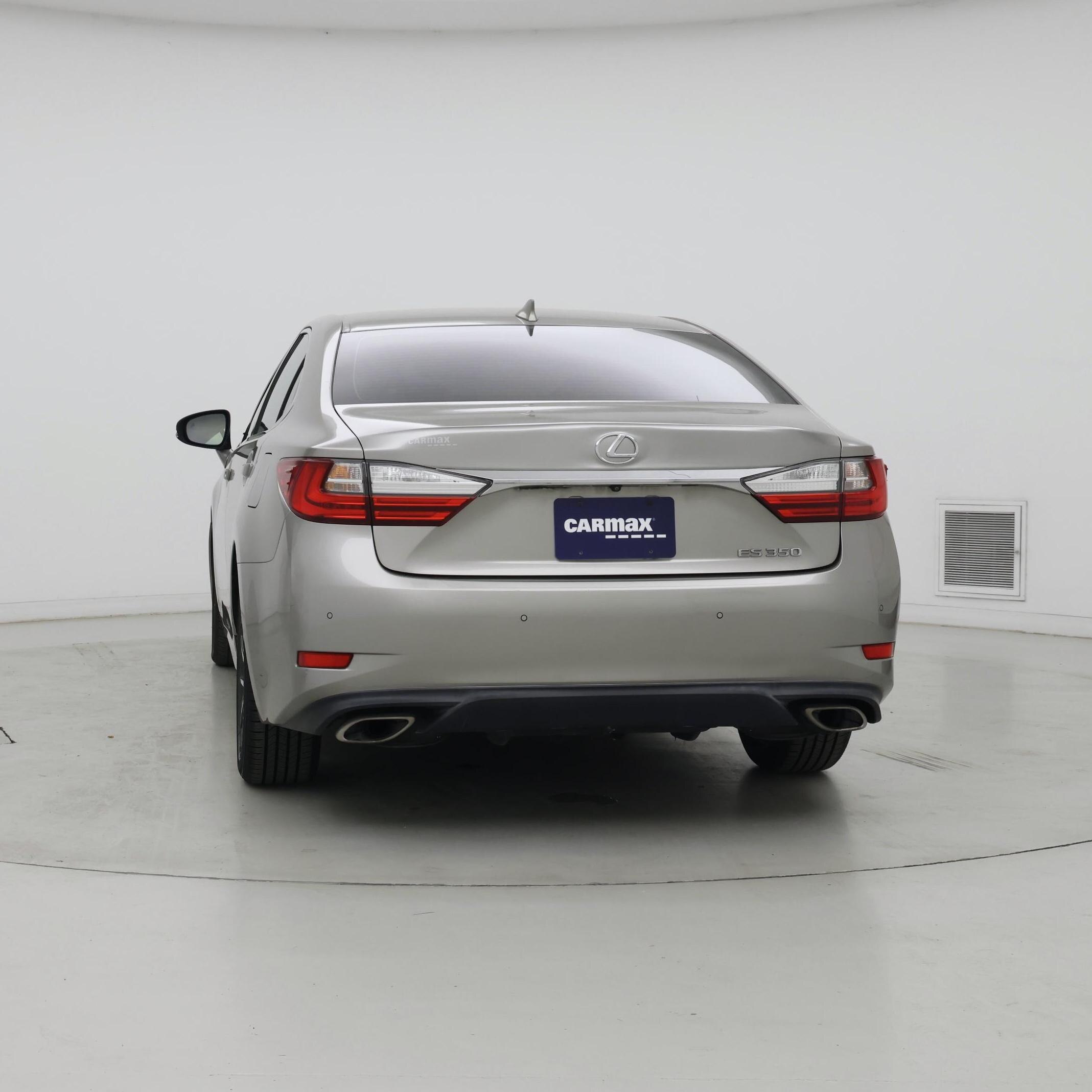 Thumbnail: 2017 Lexus ES - 6