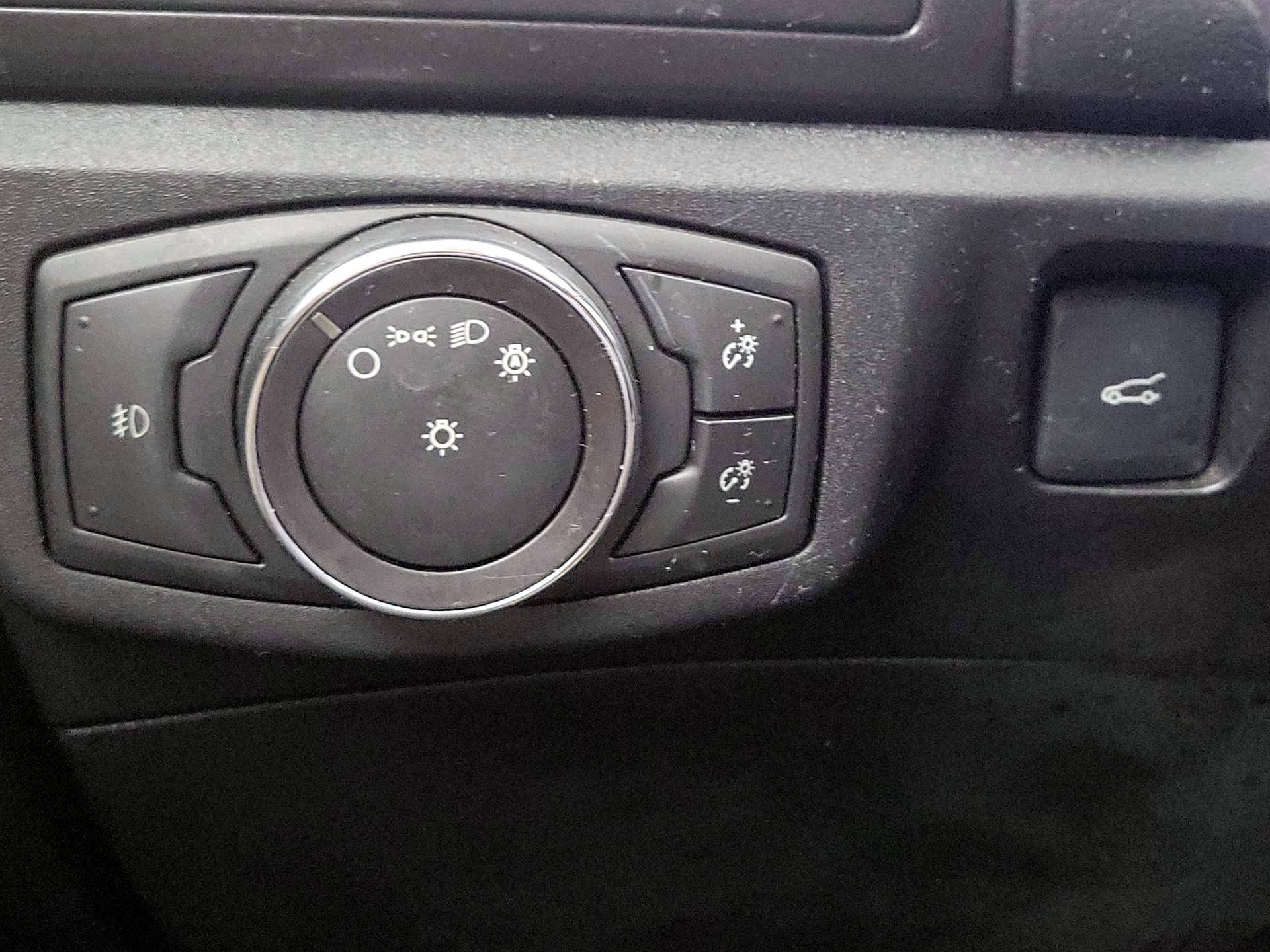 Thumbnail: 2018 Ford Fusion - 13