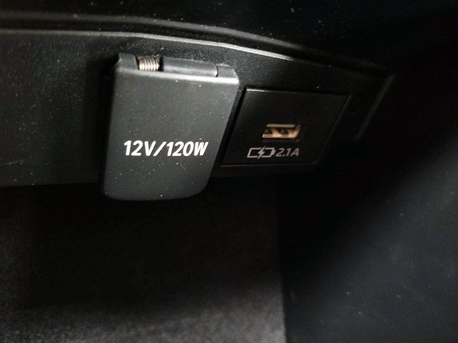 Thumbnail: 2021 Toyota Corolla - 18