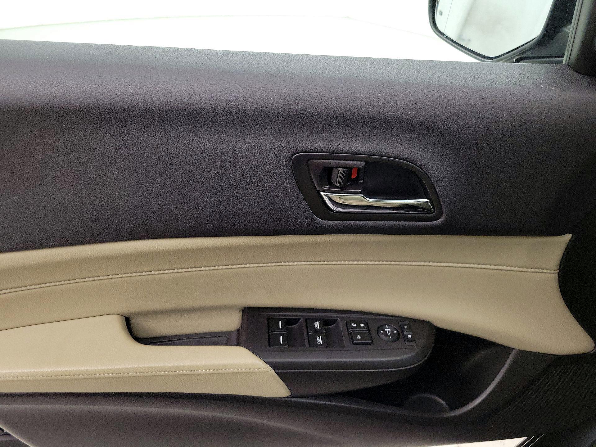 Thumbnail: 2015 Acura ILX - 12