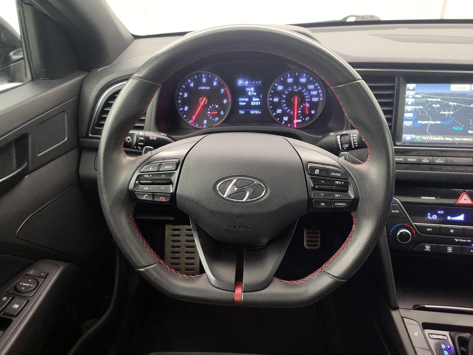 Thumbnail: 2018 Hyundai Elantra - 10