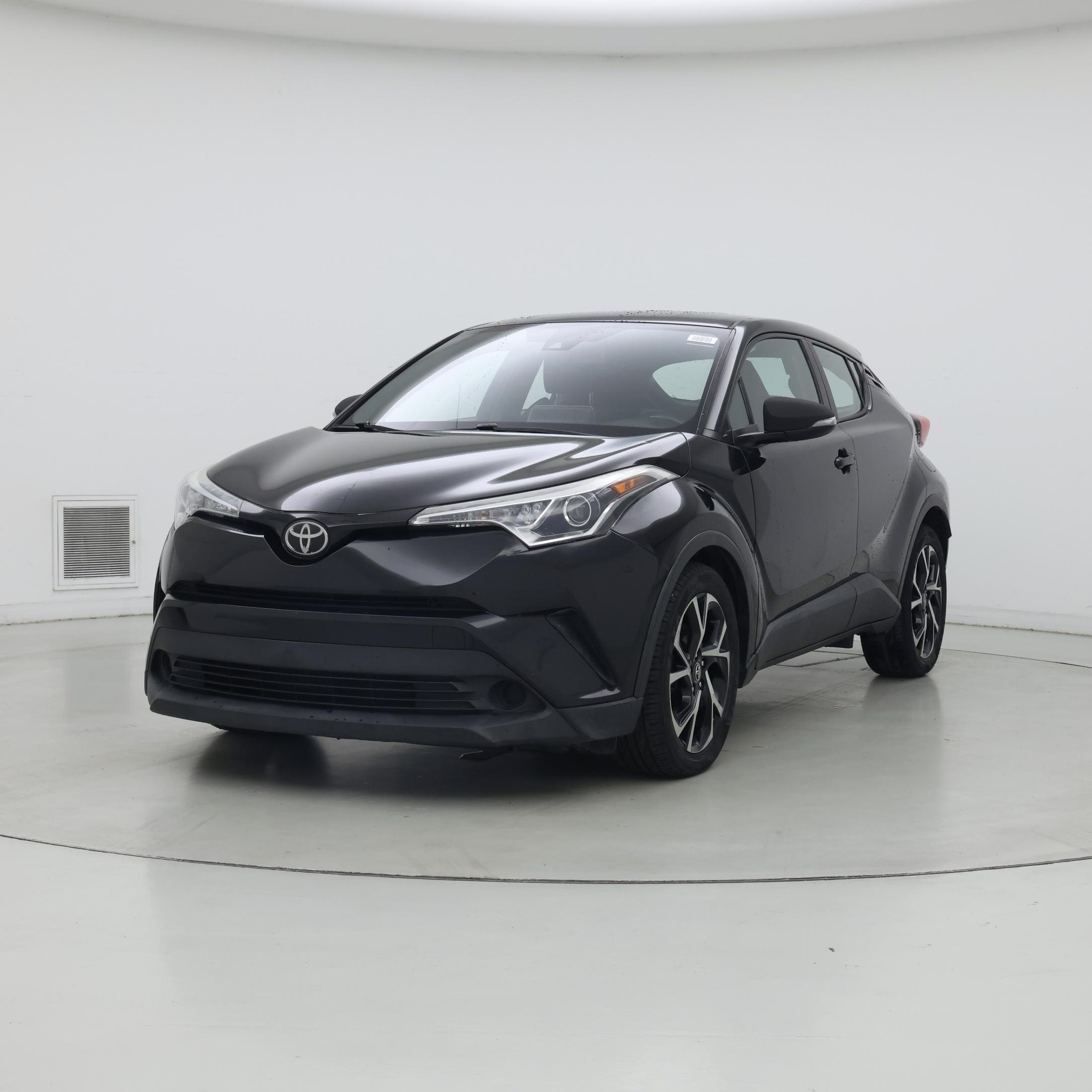 Thumbnail: 2019 Toyota C-HR - 4