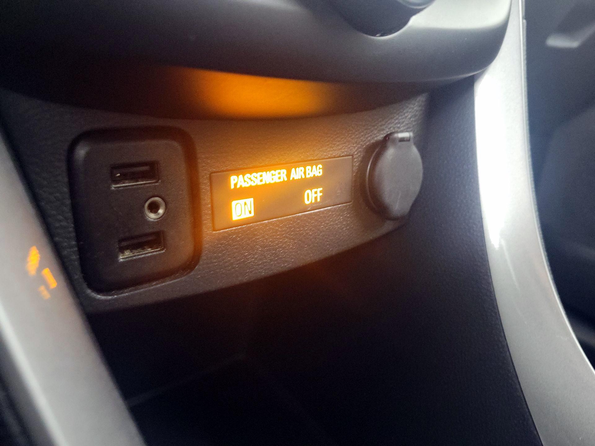 Thumbnail: 2019 Chevrolet Trax - 18