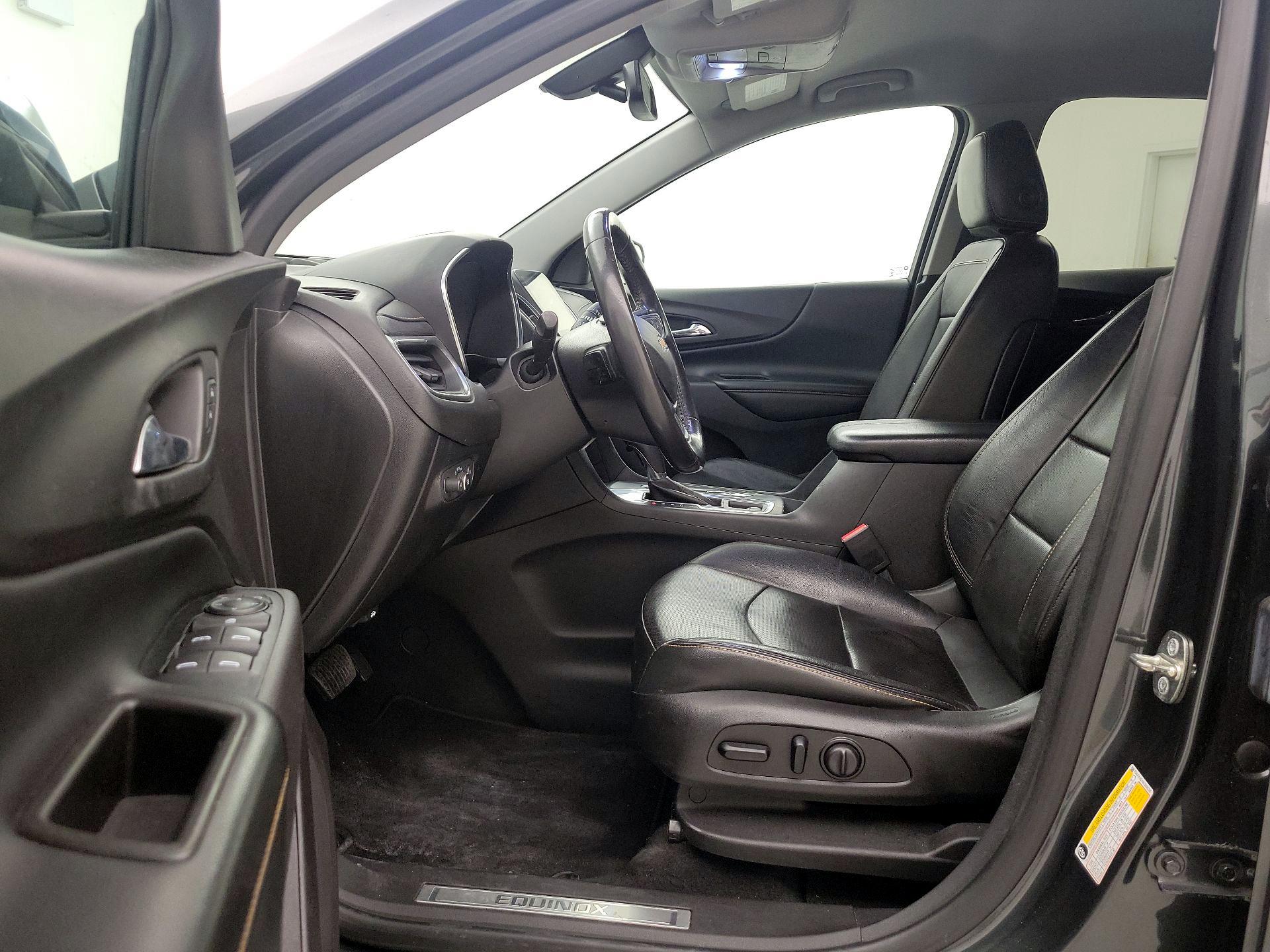 Thumbnail: 2019 Chevrolet Equinox - 11