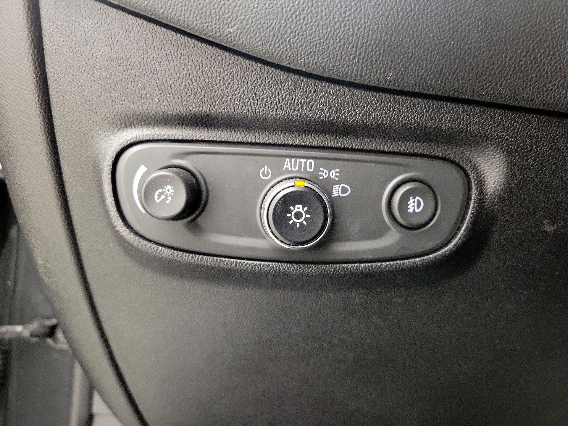 Thumbnail: 2019 Chevrolet Equinox - 13