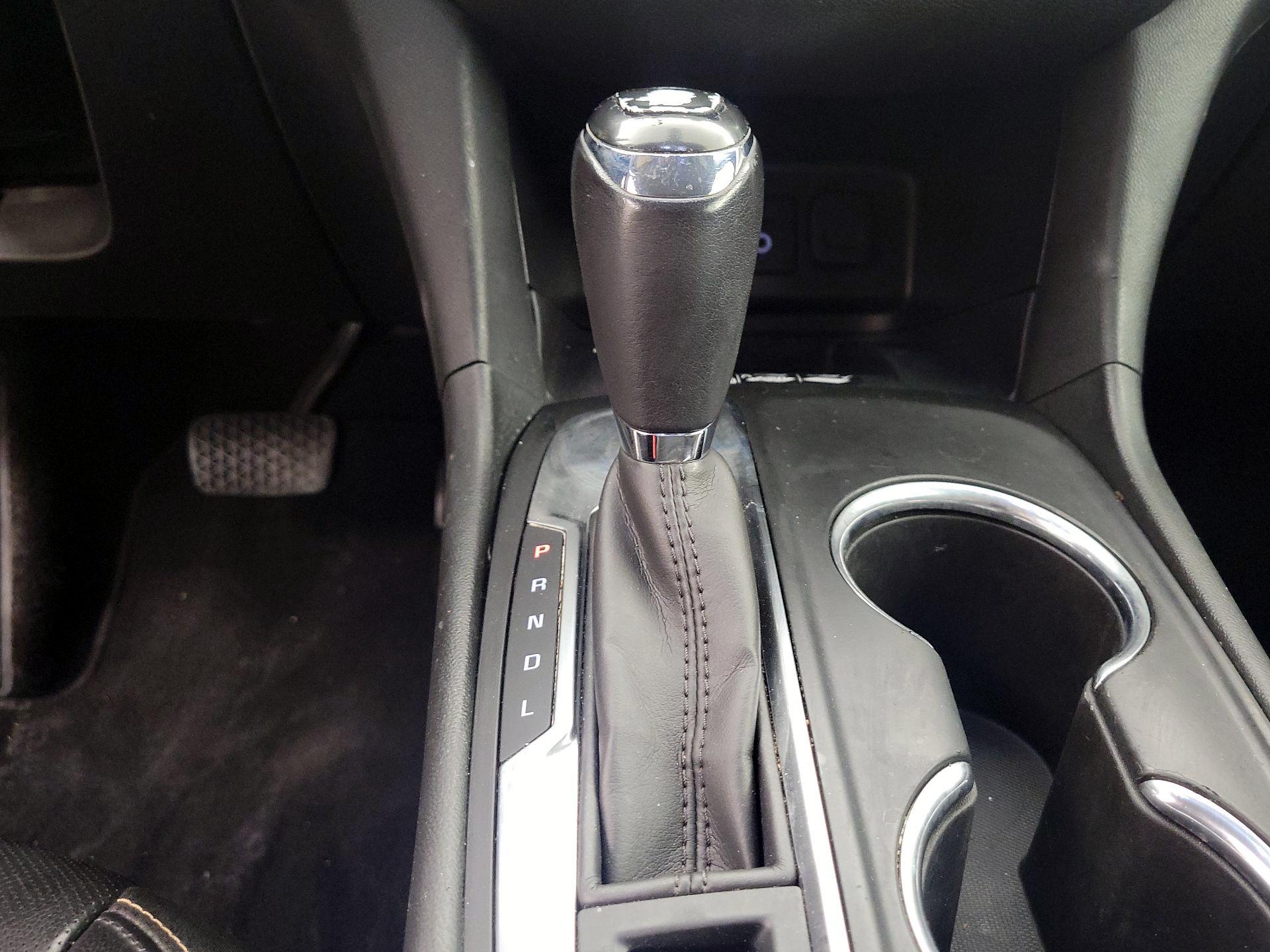 Thumbnail: 2019 Chevrolet Equinox - 18