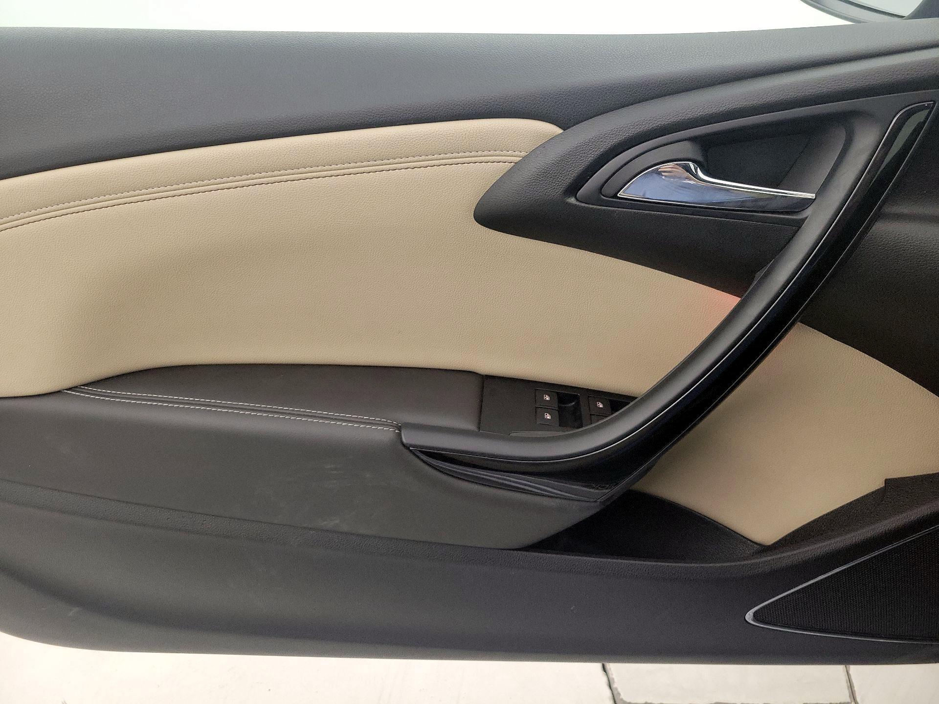 Thumbnail: 2018 Buick Cascada - 12