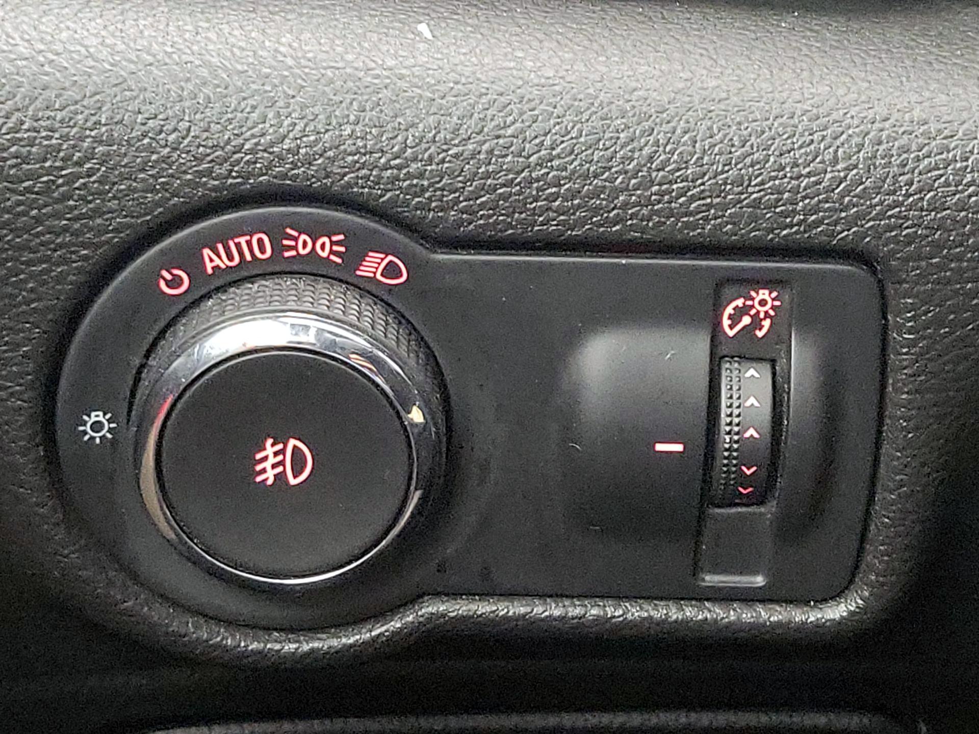 Thumbnail: 2018 Buick Cascada - 13