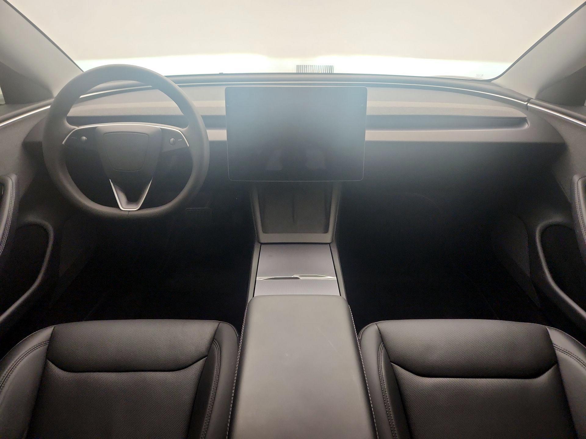 Thumbnail: 2025 Tesla Model 3 - 9