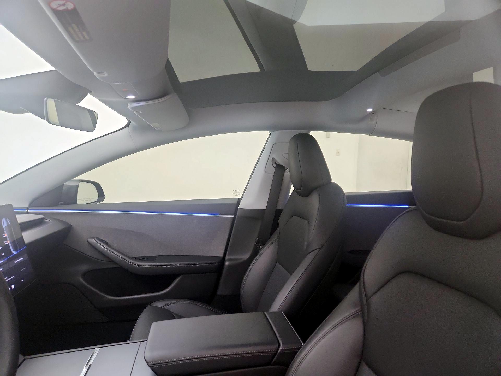 Thumbnail: 2025 Tesla Model 3 - 17