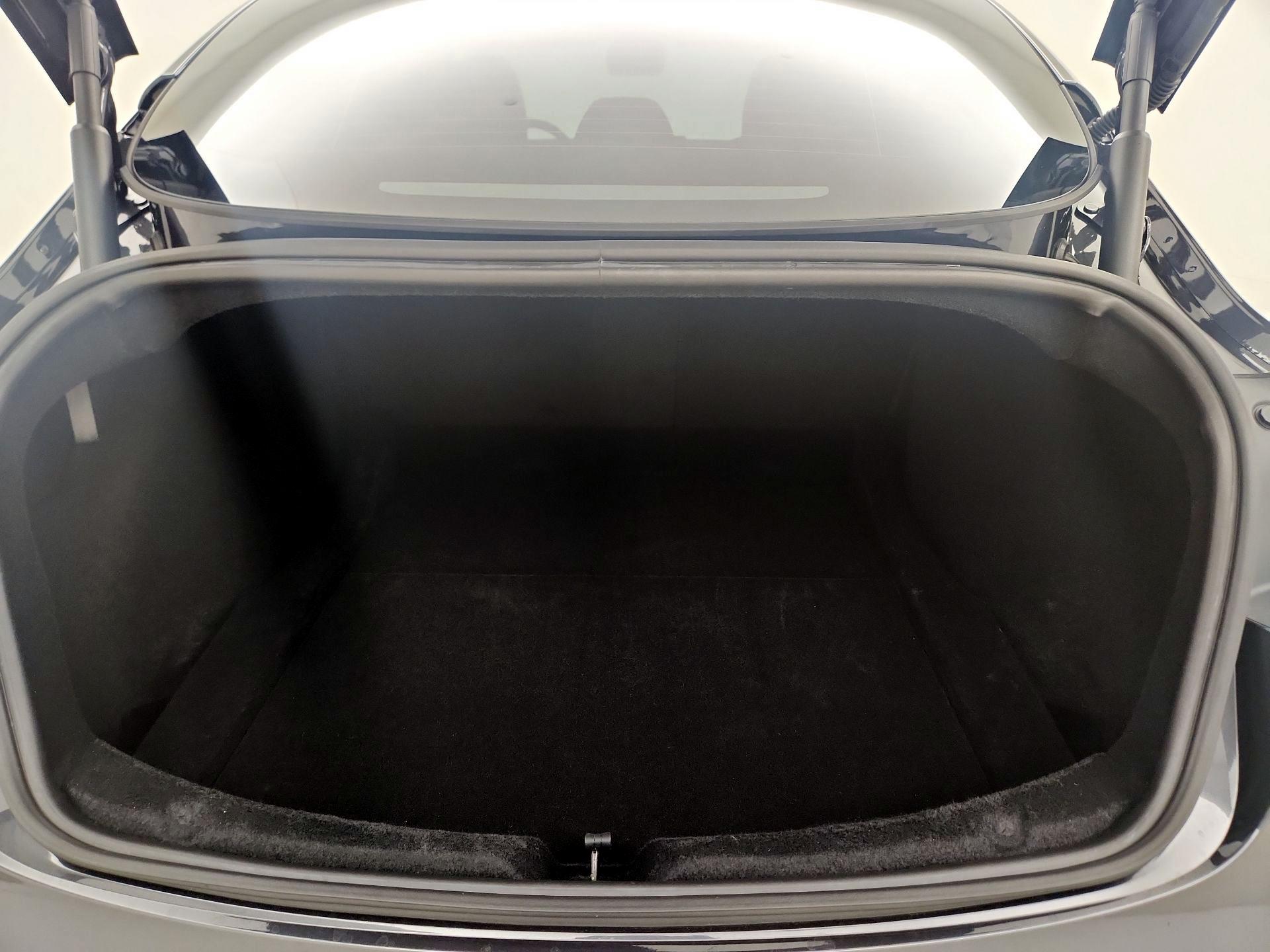 Thumbnail: 2025 Tesla Model 3 - 19