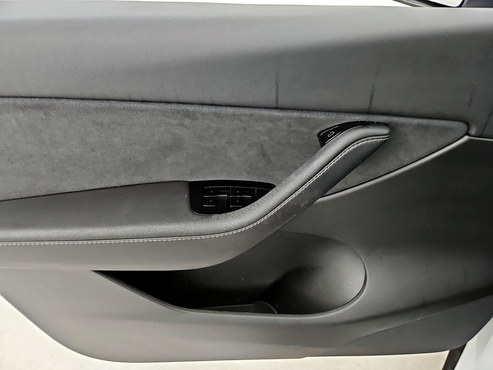 Thumbnail: 2021 Tesla Model Y - 12